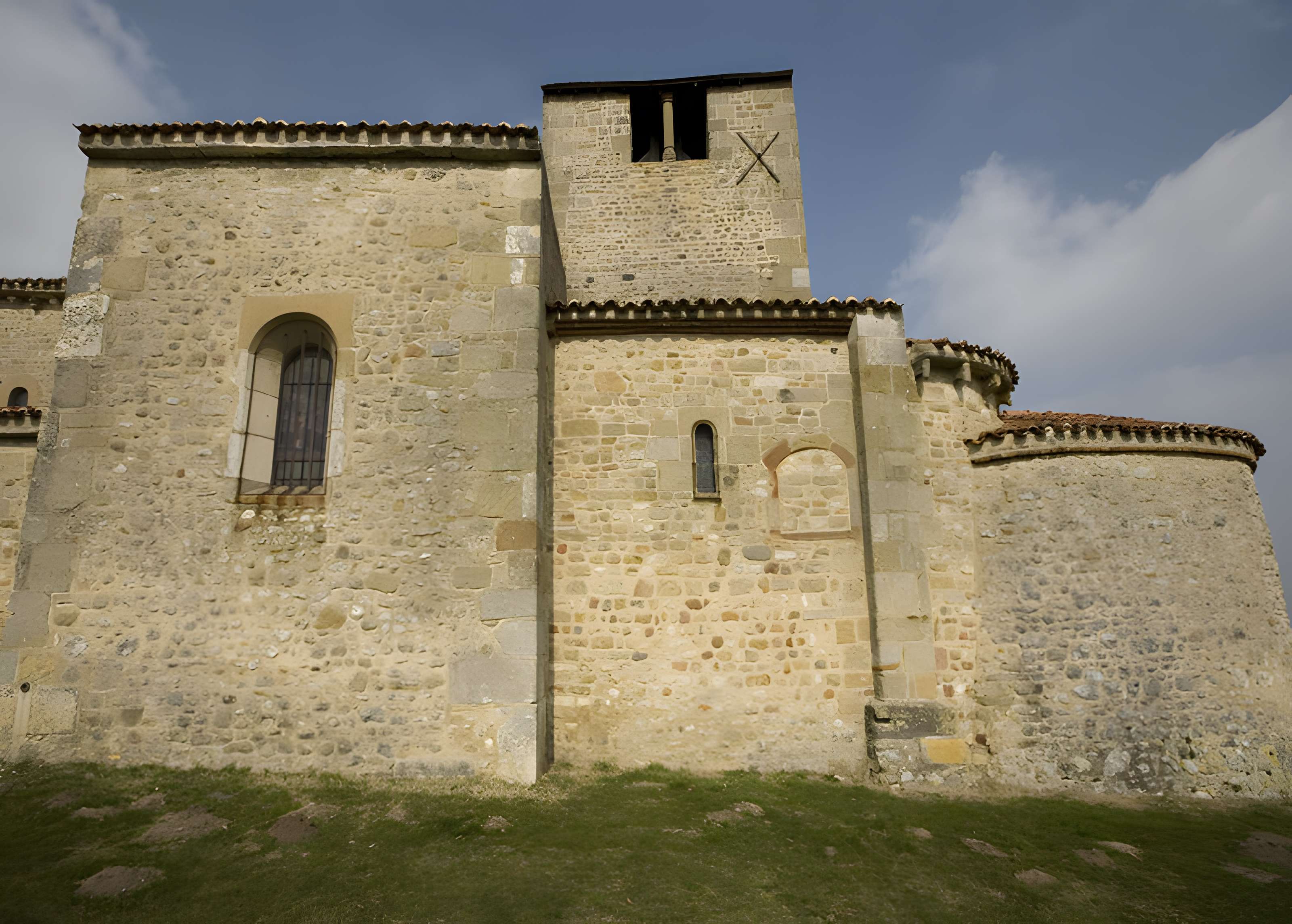 Église Saint-Laurent de Châtel-de-Neuvre