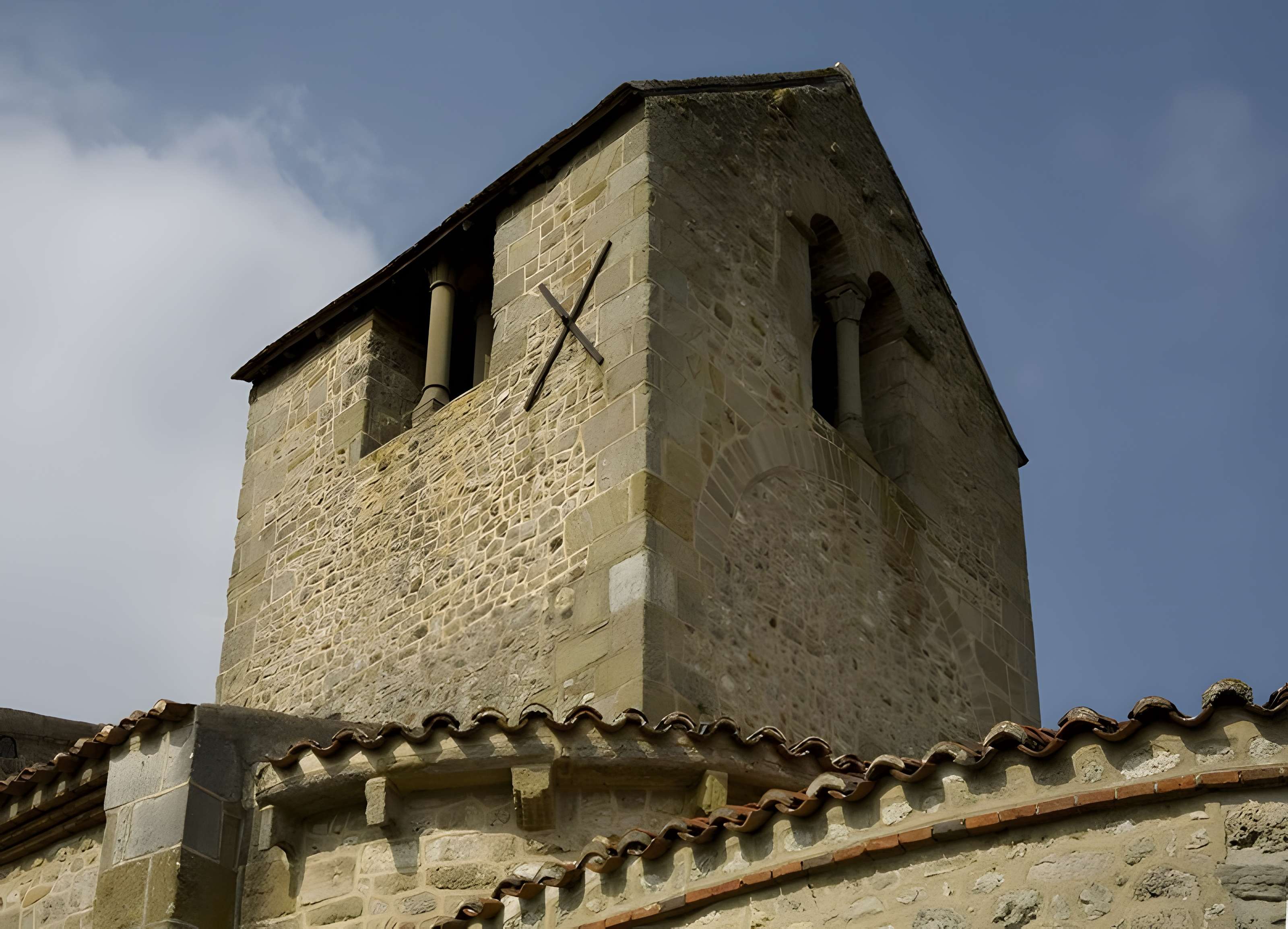 Église Saint-Laurent de Châtel-de-Neuvre