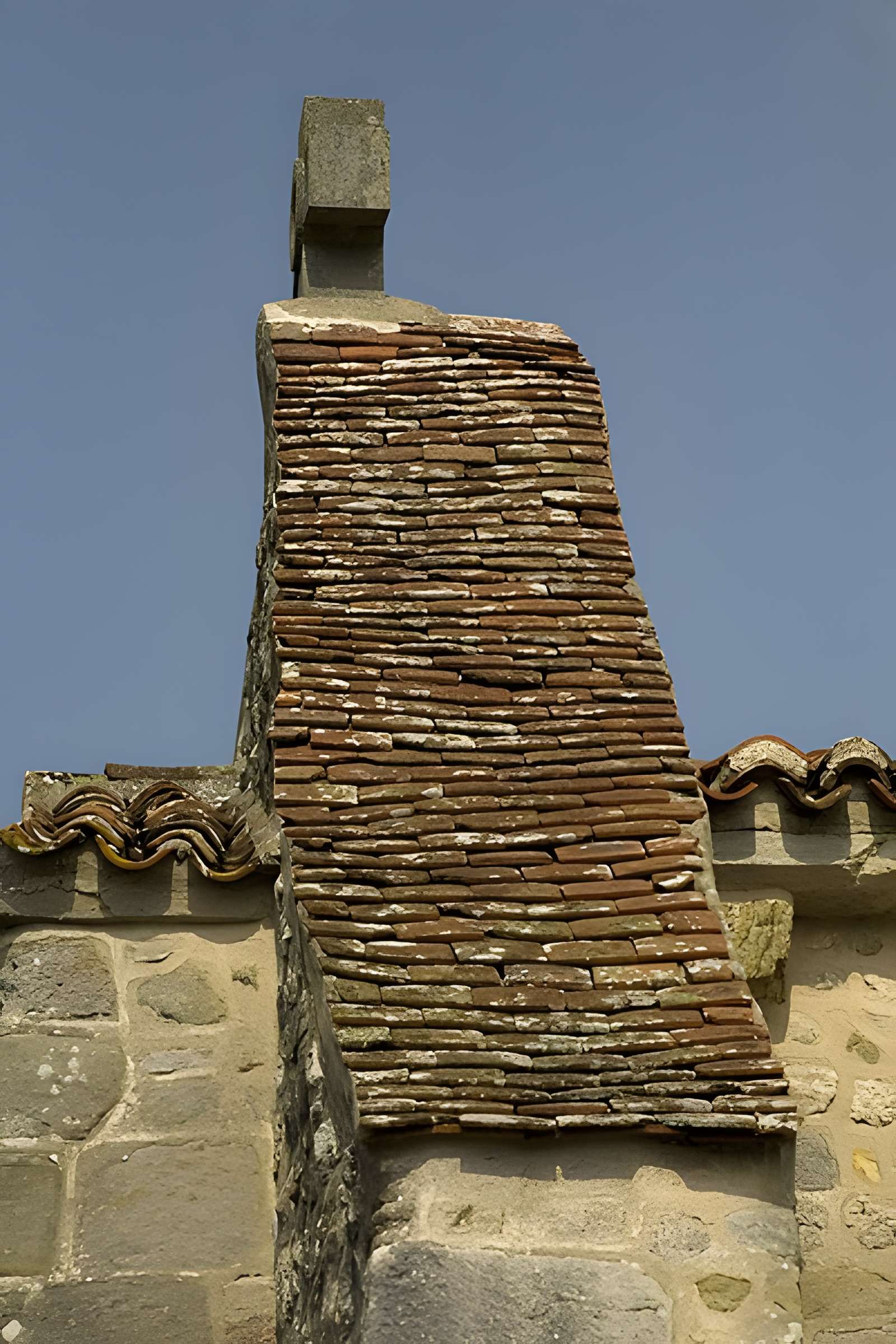 Église Saint-Laurent de Châtel-de-Neuvre