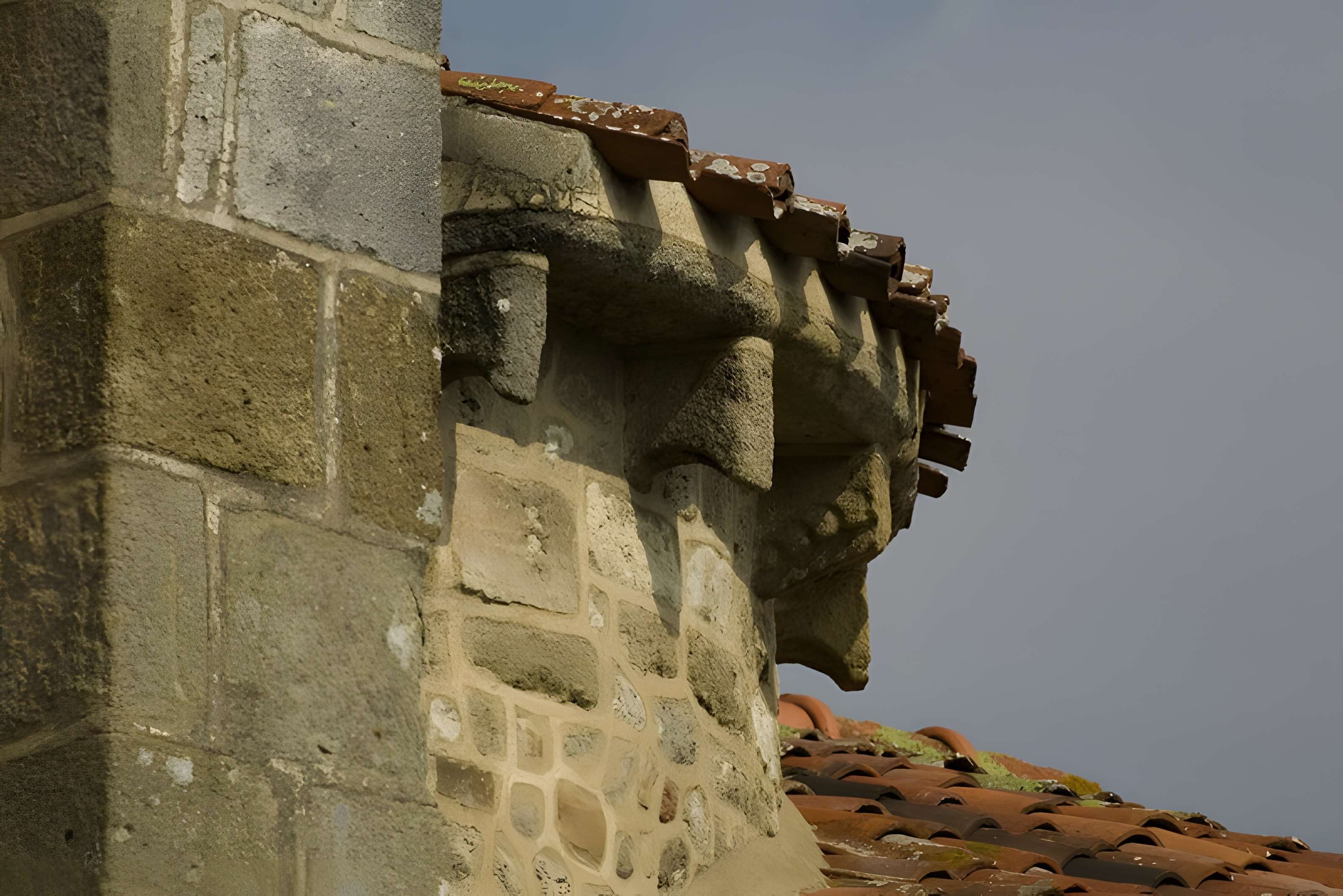 Église Saint-Laurent de Châtel-de-Neuvre