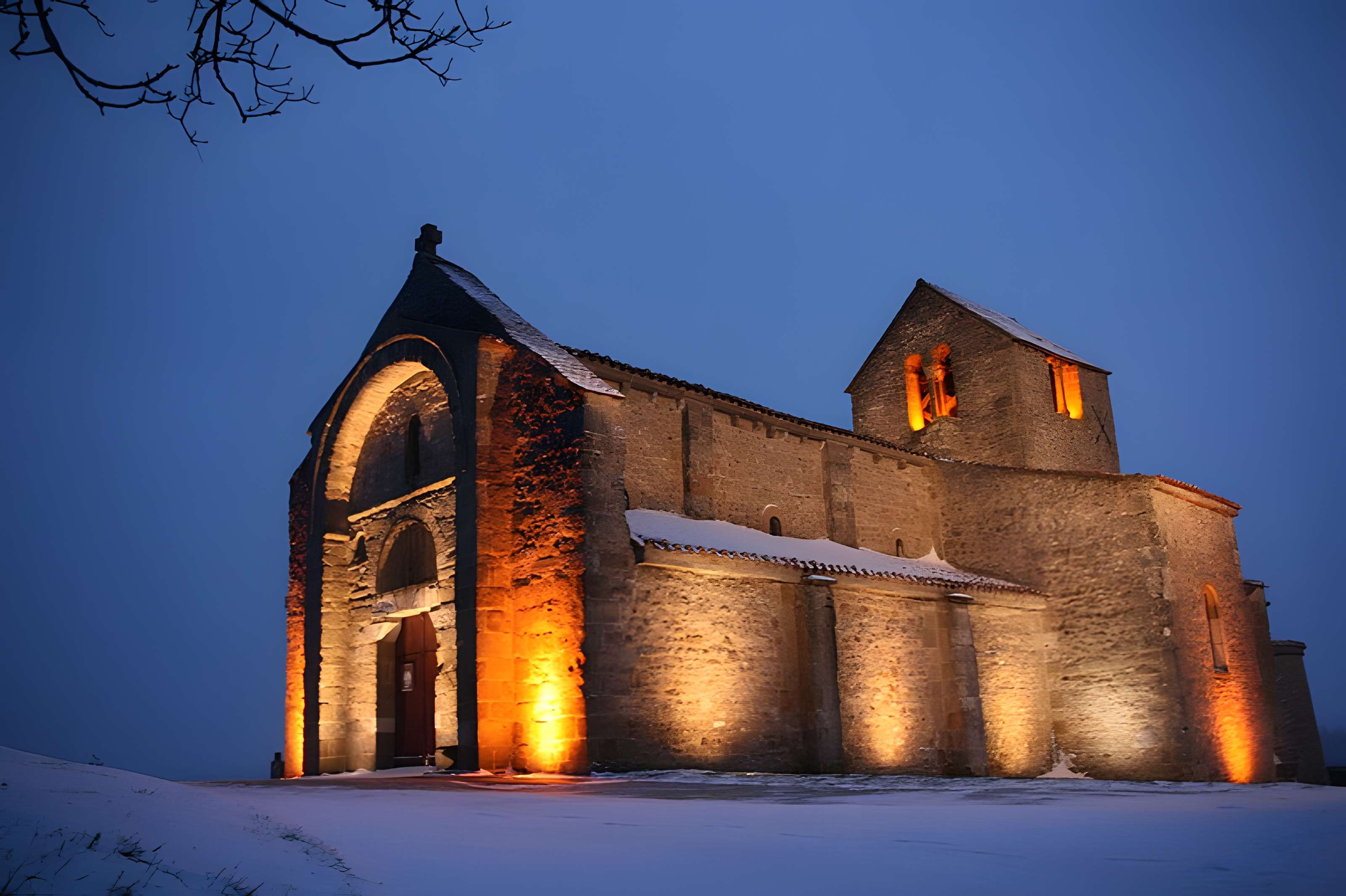 Église Saint-Laurent de Châtel-de-Neuvre
