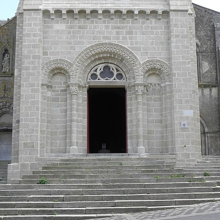 Photo de Église Saint-Laurent de Parthenay