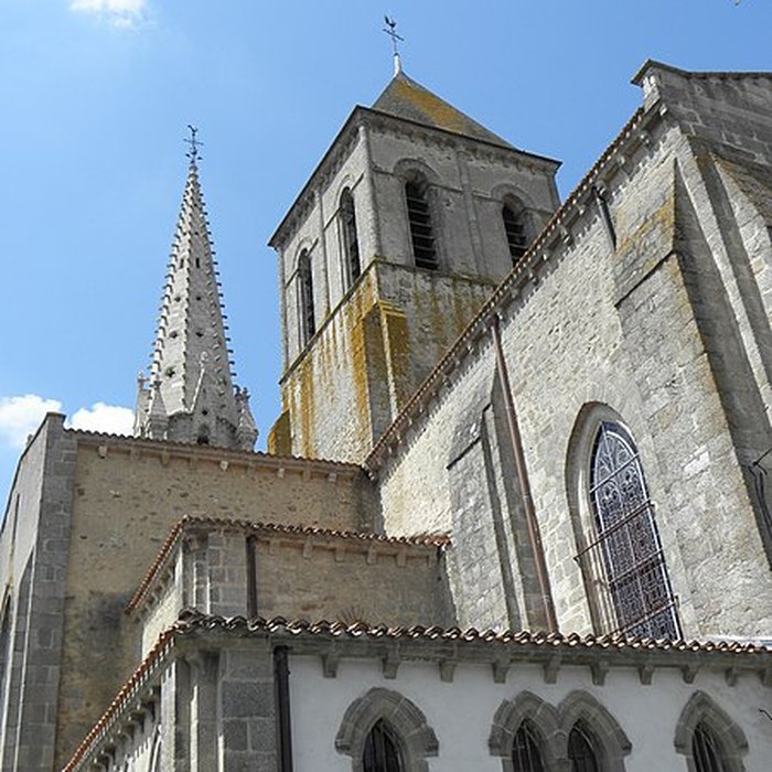 Photo de Église Saint-Laurent de Parthenay