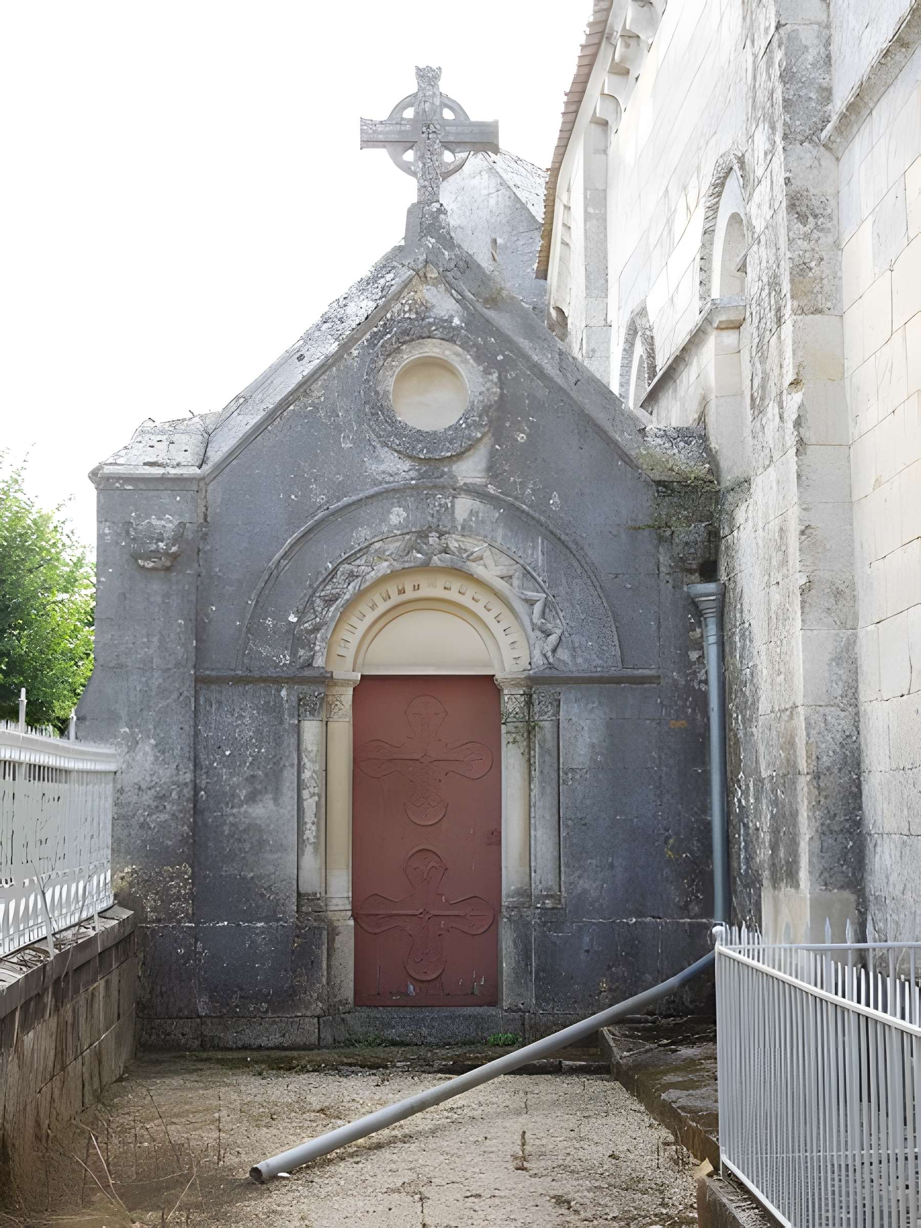 Église Saint-Laurent de Plassac