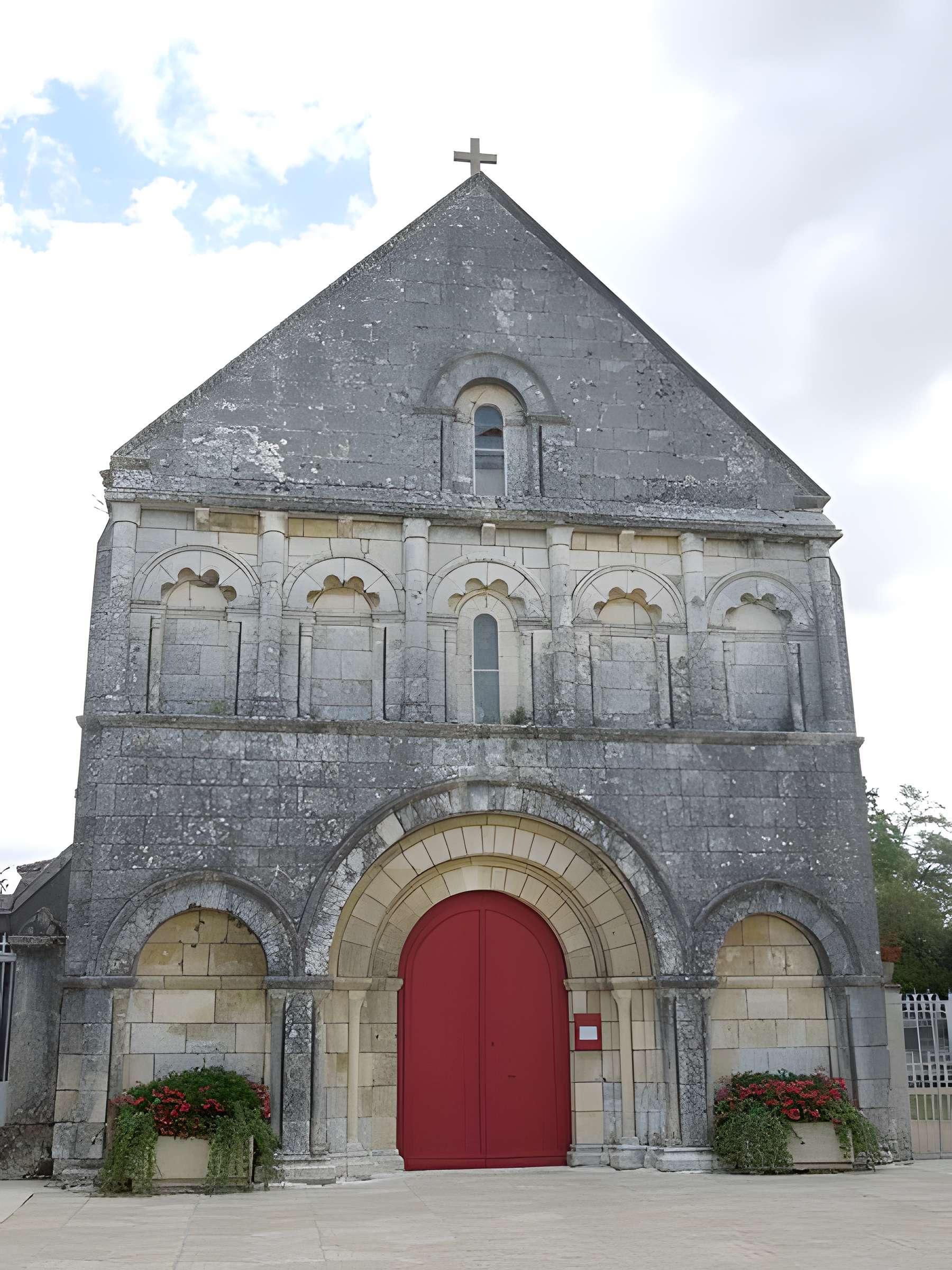 Église Saint-Laurent de Plassac