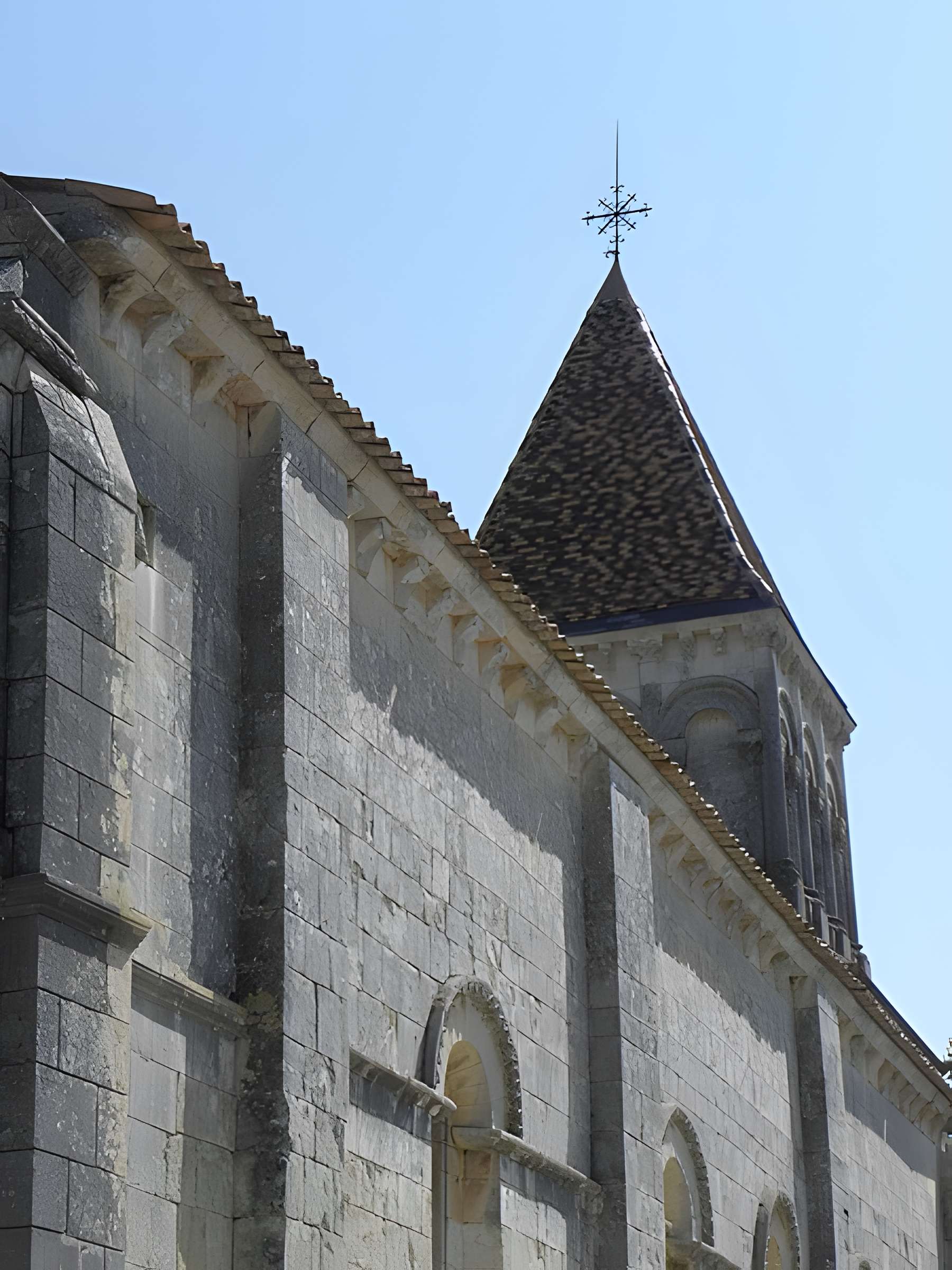 Église Saint-Laurent de Plassac