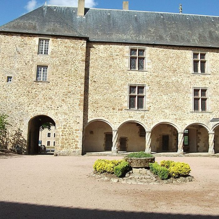 Photo de Château de Rochechouart 