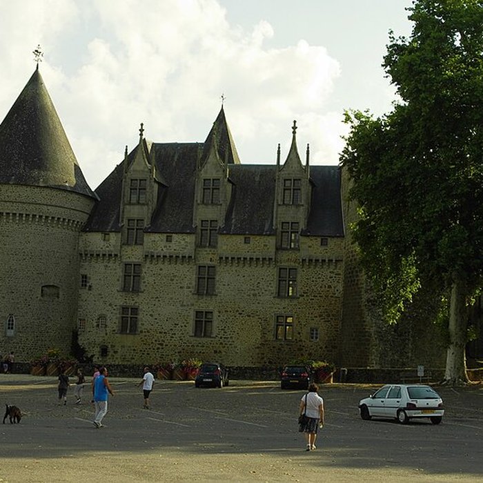 Photo de Château de Rochechouart 