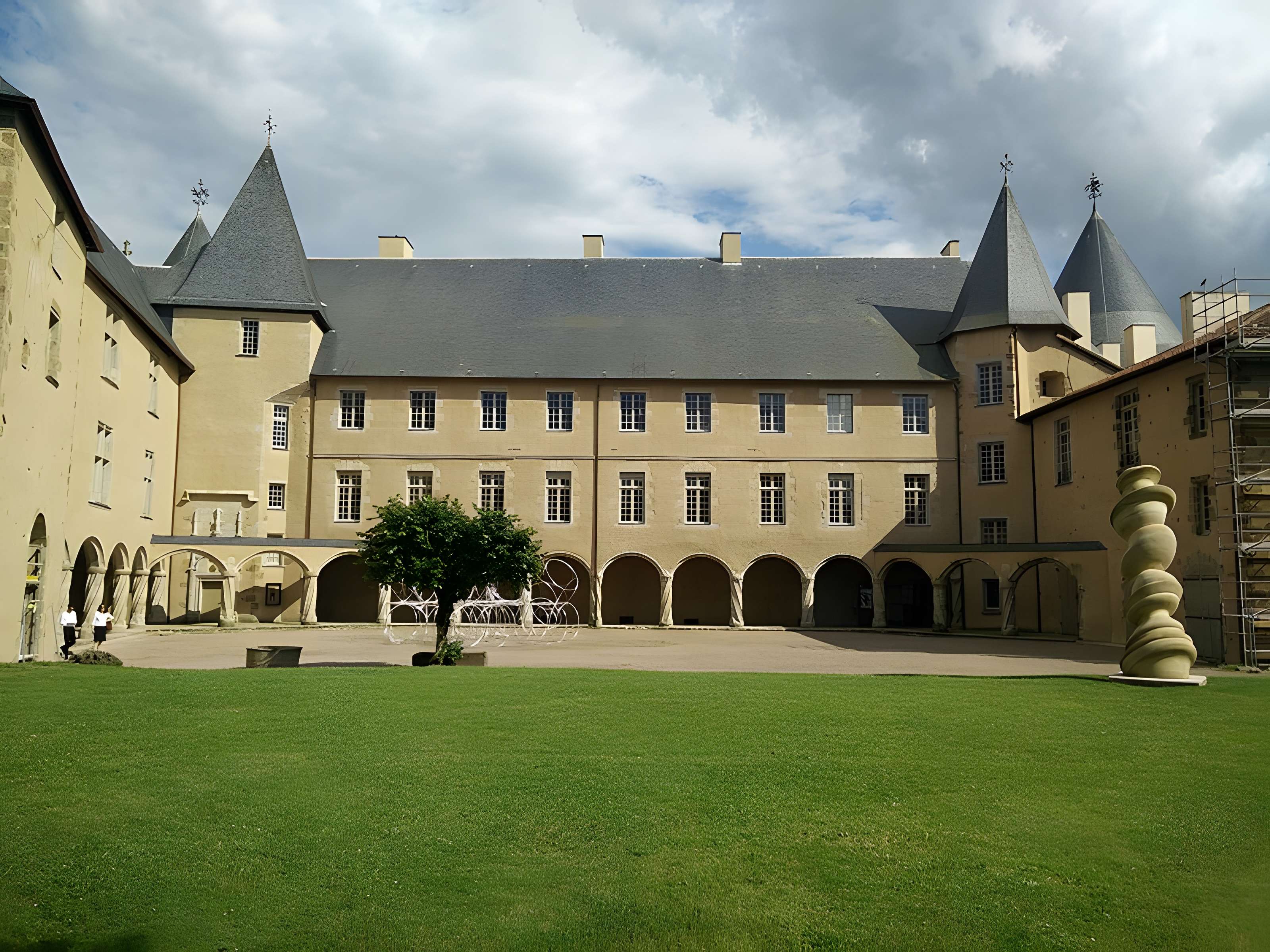 Château de Rochechouart 