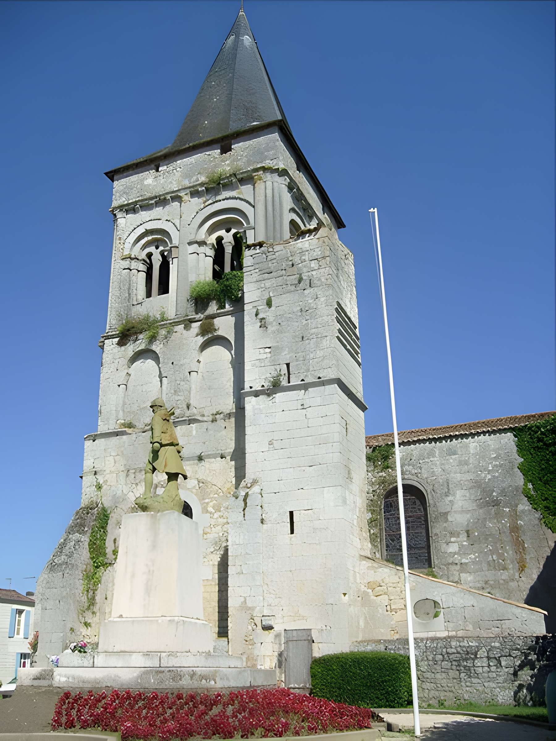Église Saint-Laurent du Gua 