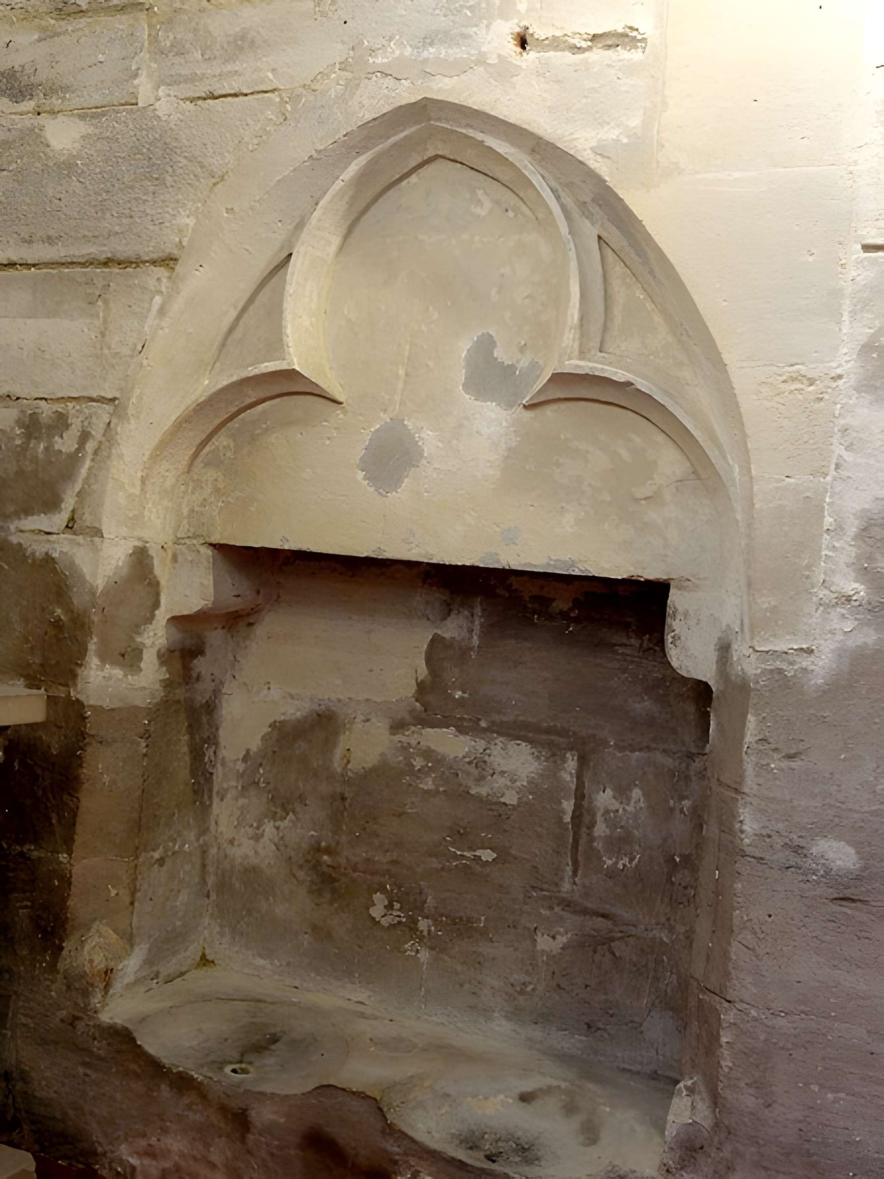 Église Saint-Léger de Balagny-sur-Thérain