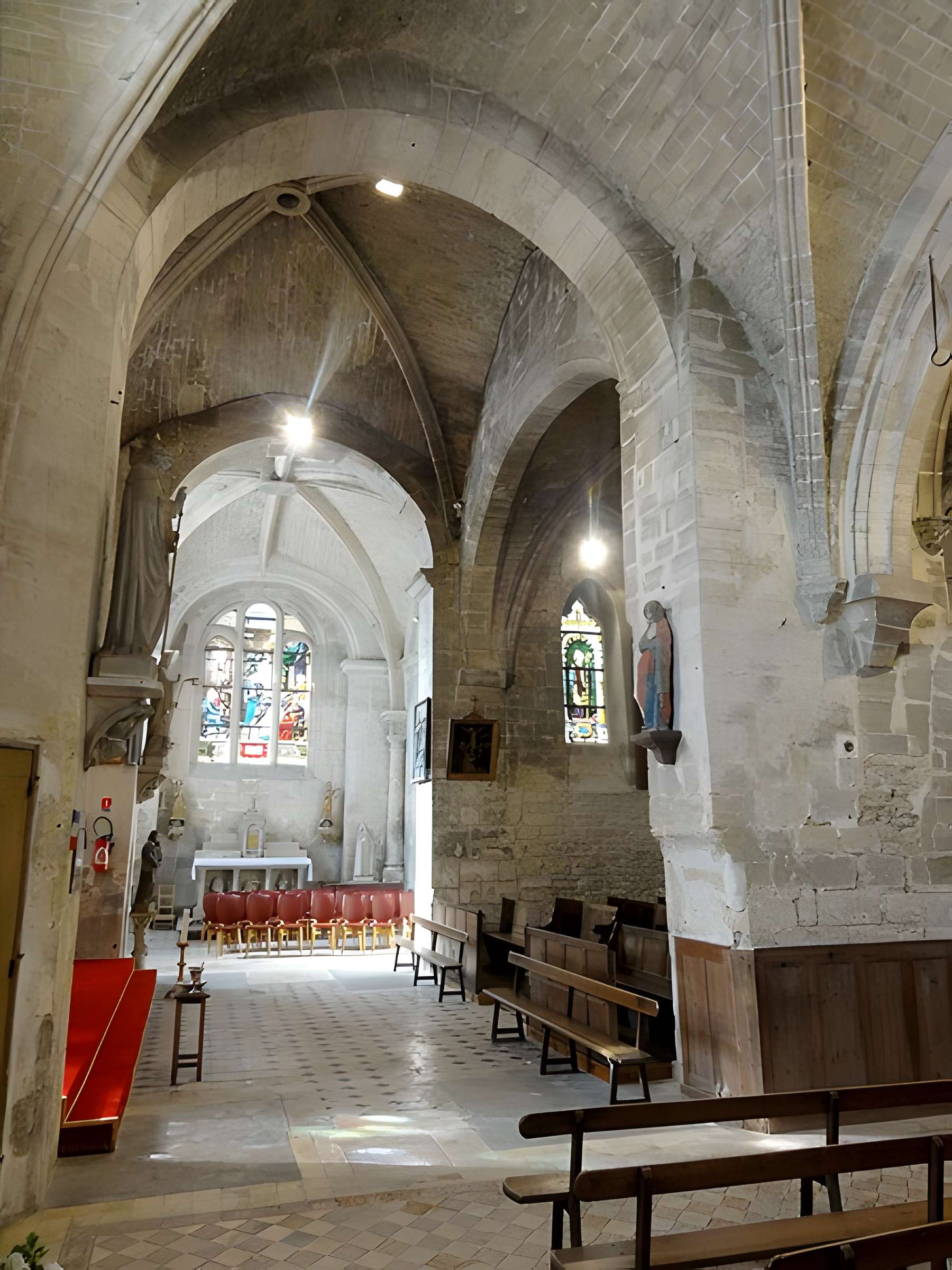 Église Saint-Léger de Balagny-sur-Thérain