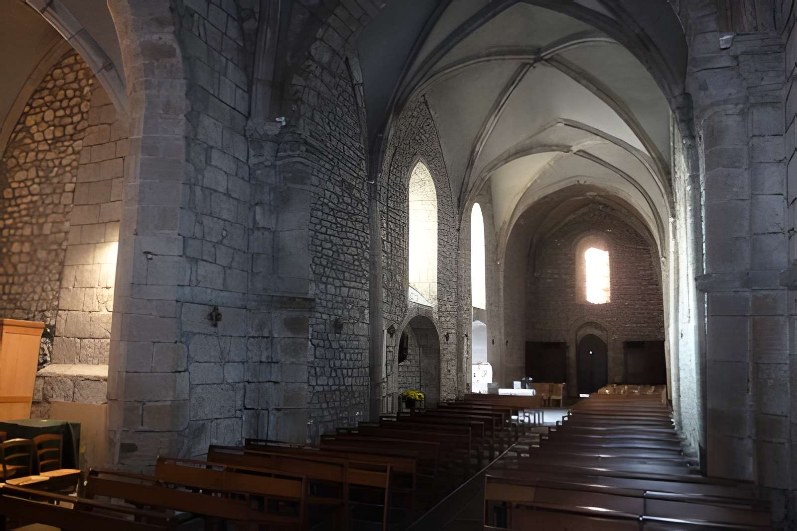 Église Saint-Léger de Bessines-sur-Gartempe