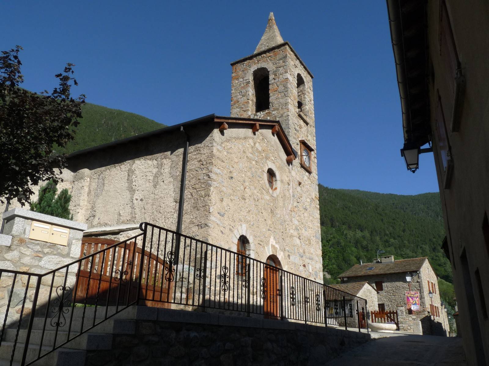 Photo de Kirche des heiligen Johannes Täufer von Porta