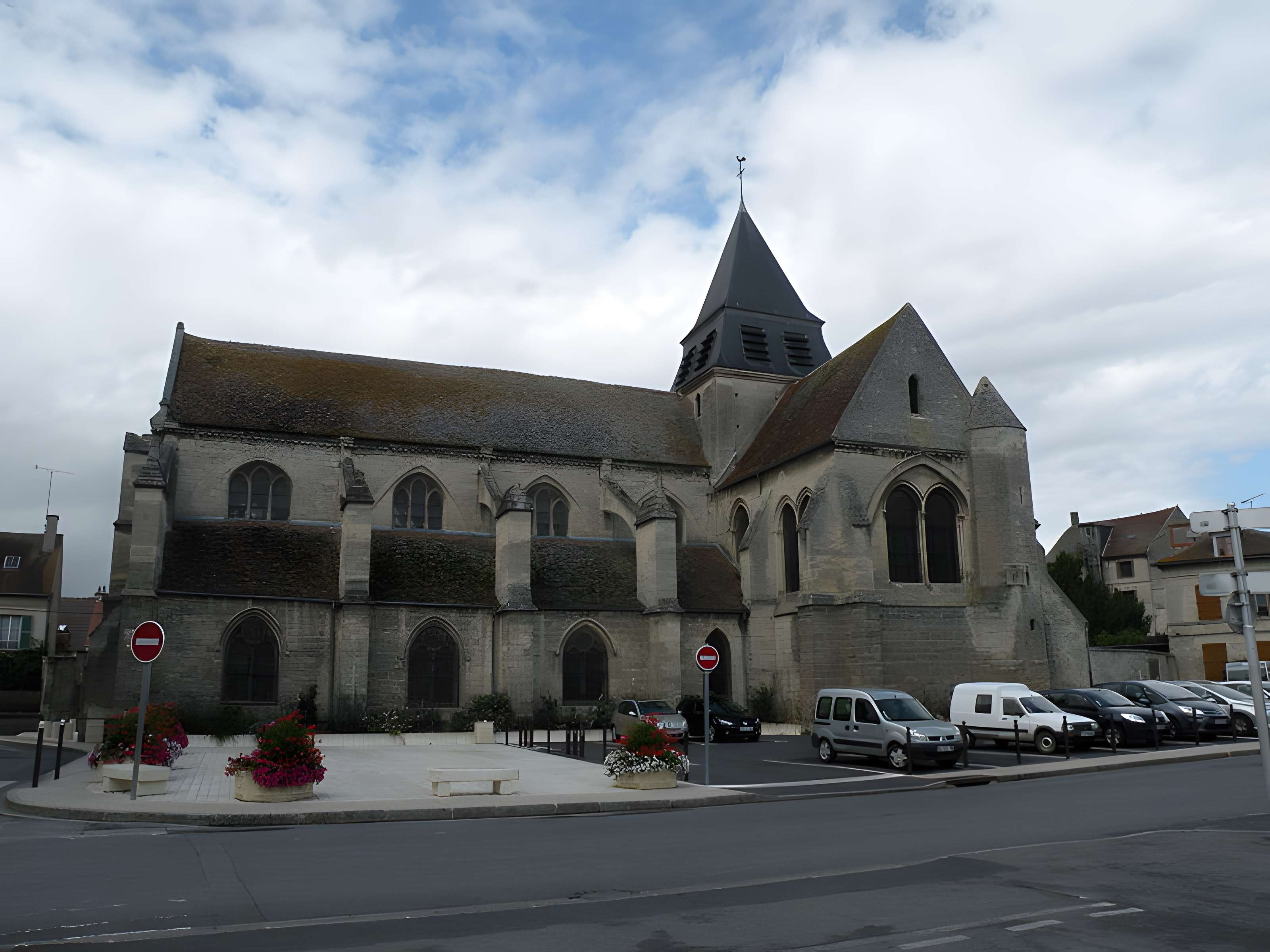 Église Saint-Léger de Mouy