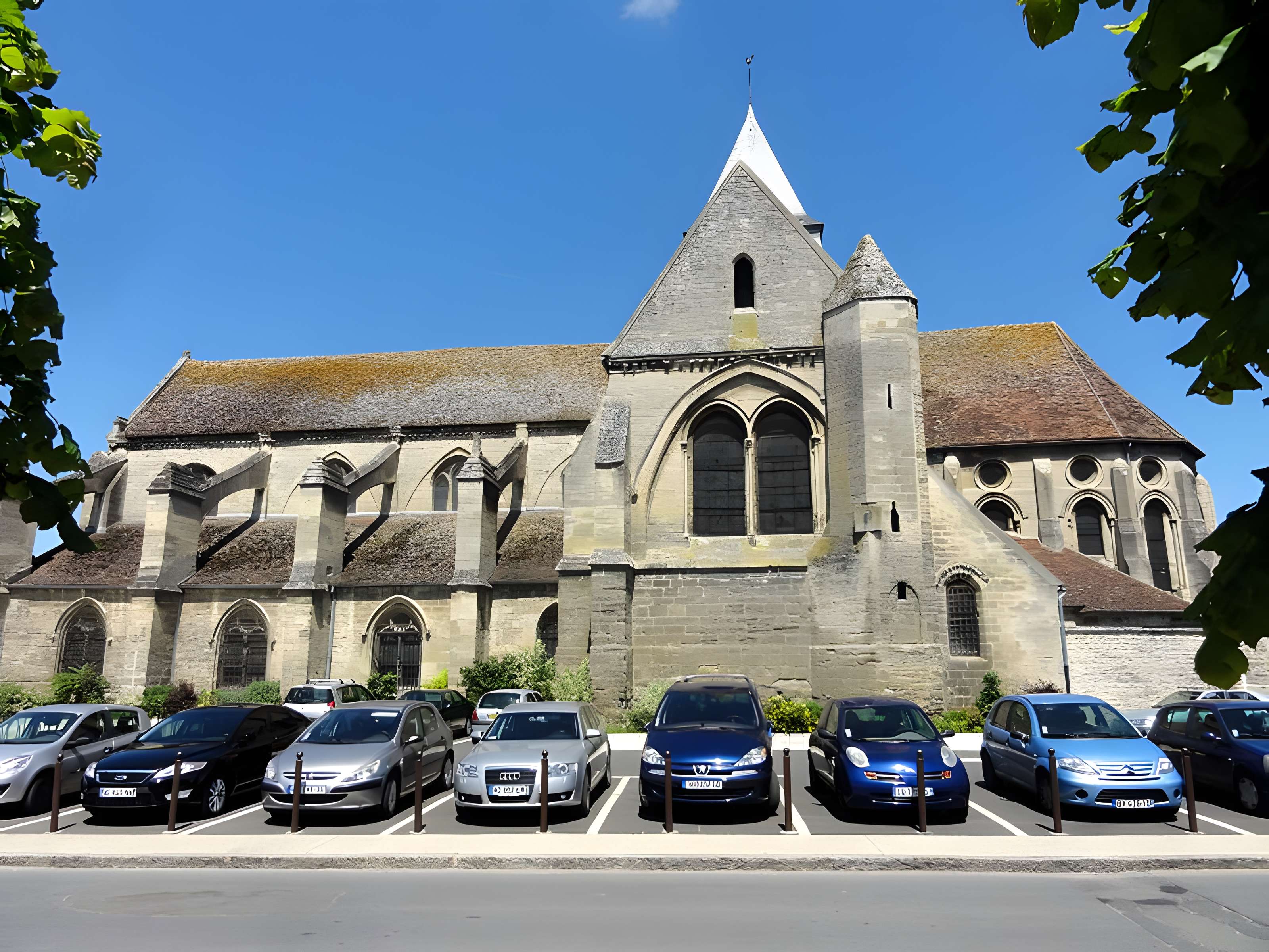 Église Saint-Léger de Mouy
