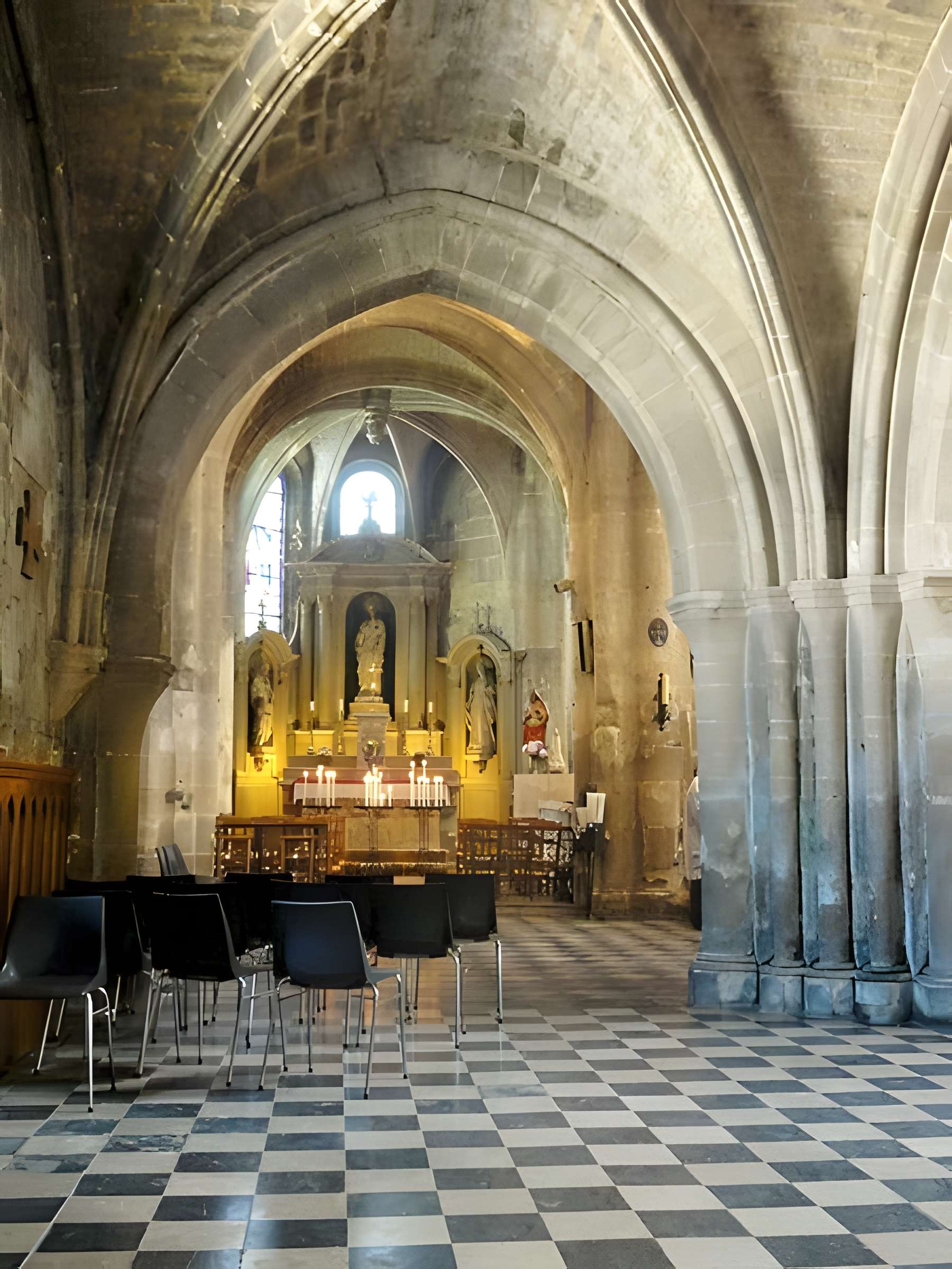 Église Saint-Léger de Mouy