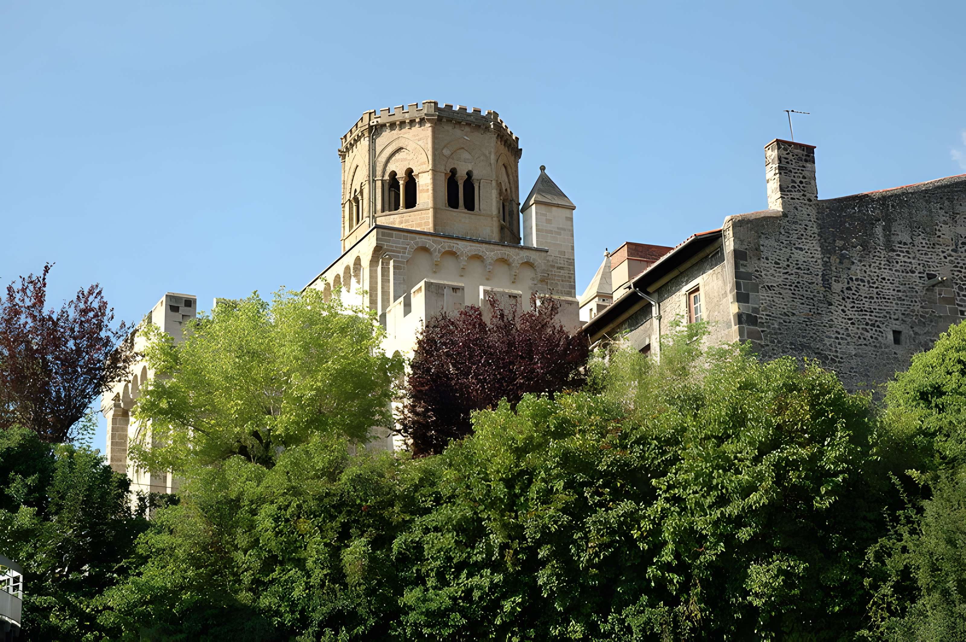 Église Saint-Léger de Royat