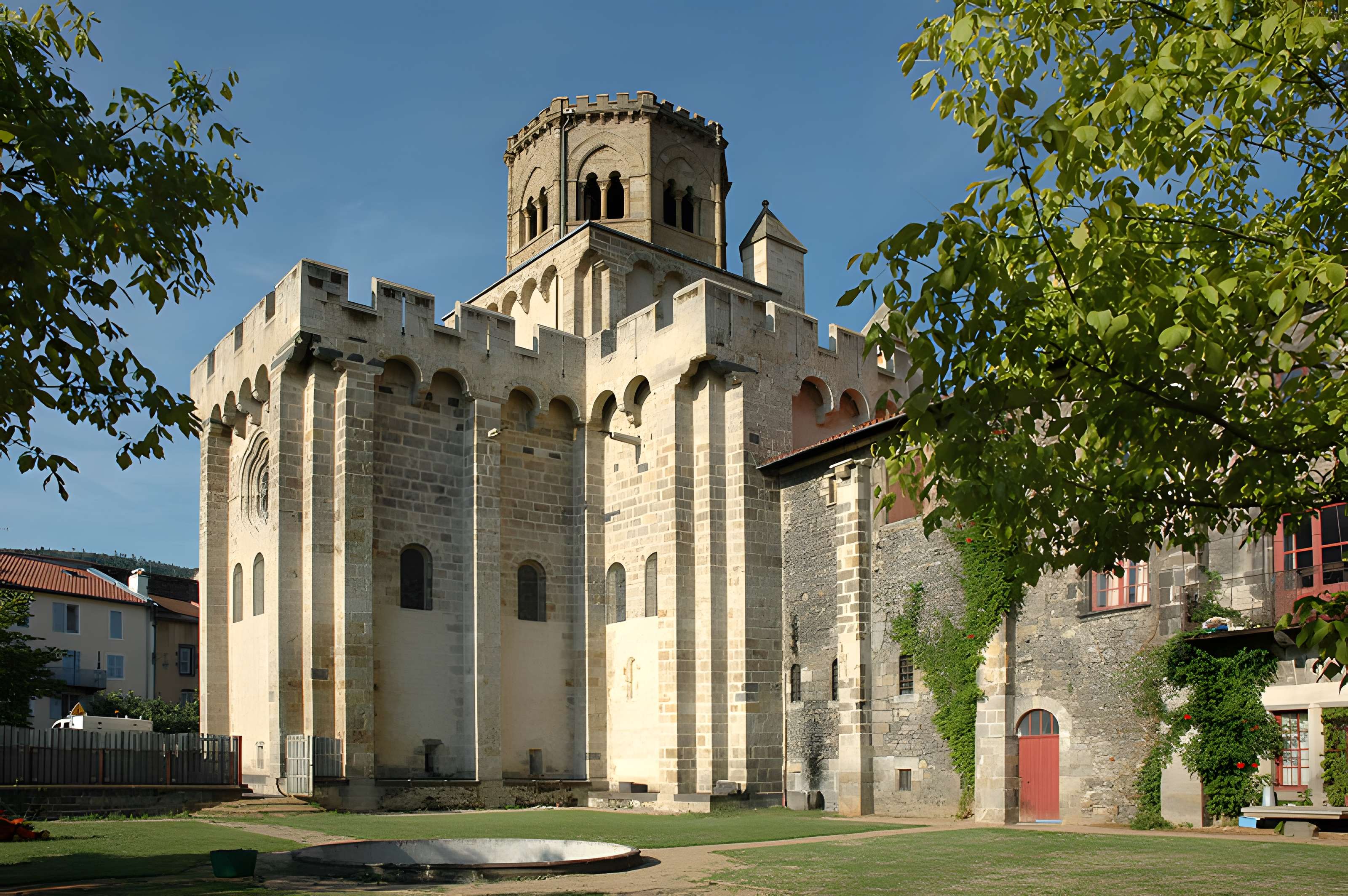 Église Saint-Léger de Royat