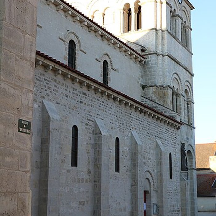 Photo de Église Saint-Léger dÉbreuil