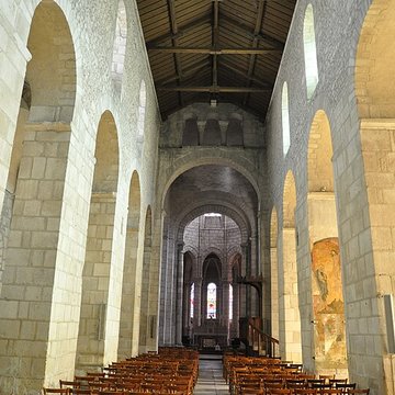 Église Saint-Léger dÉbreuil
