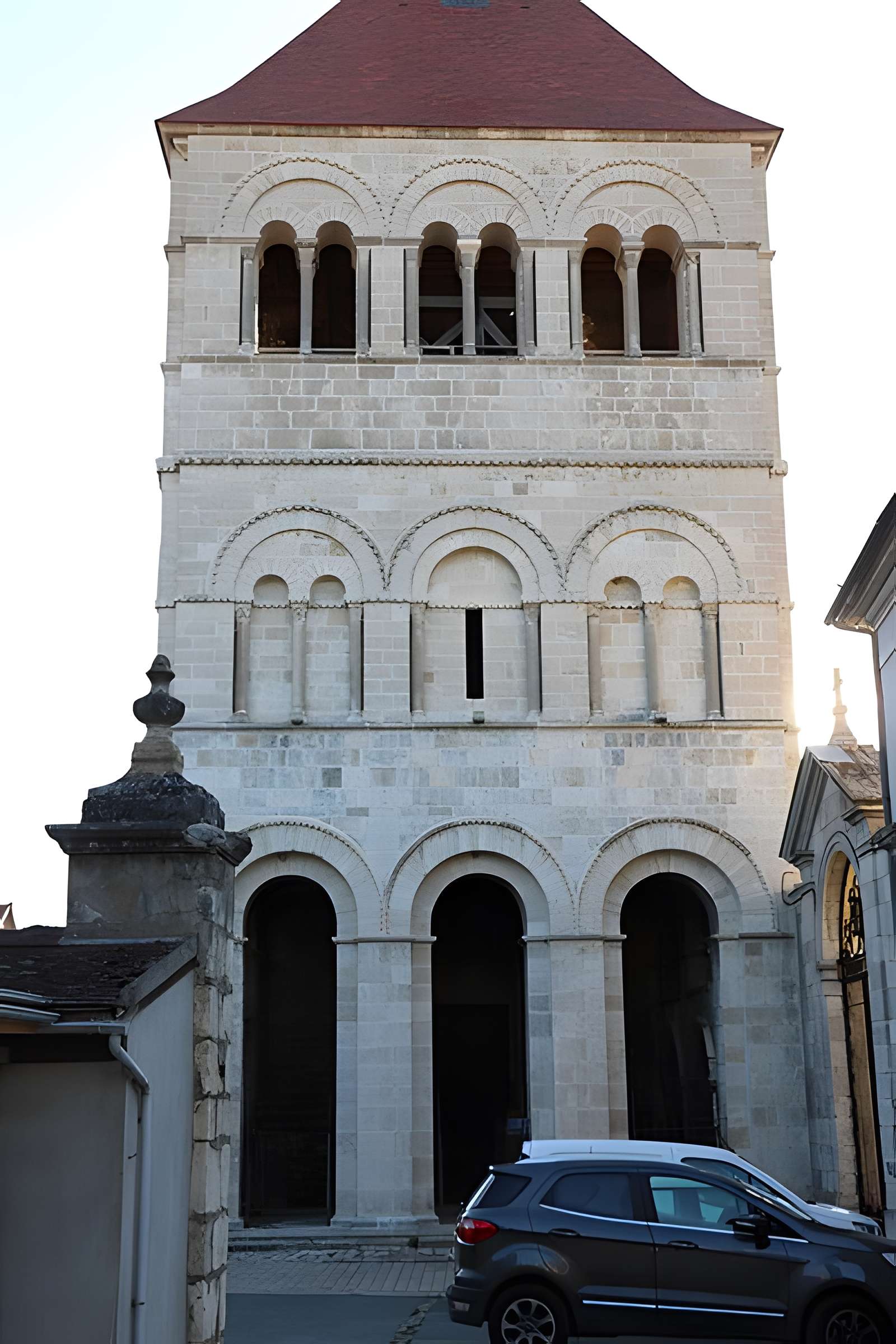 Église Saint-Léger d'Ébreuil