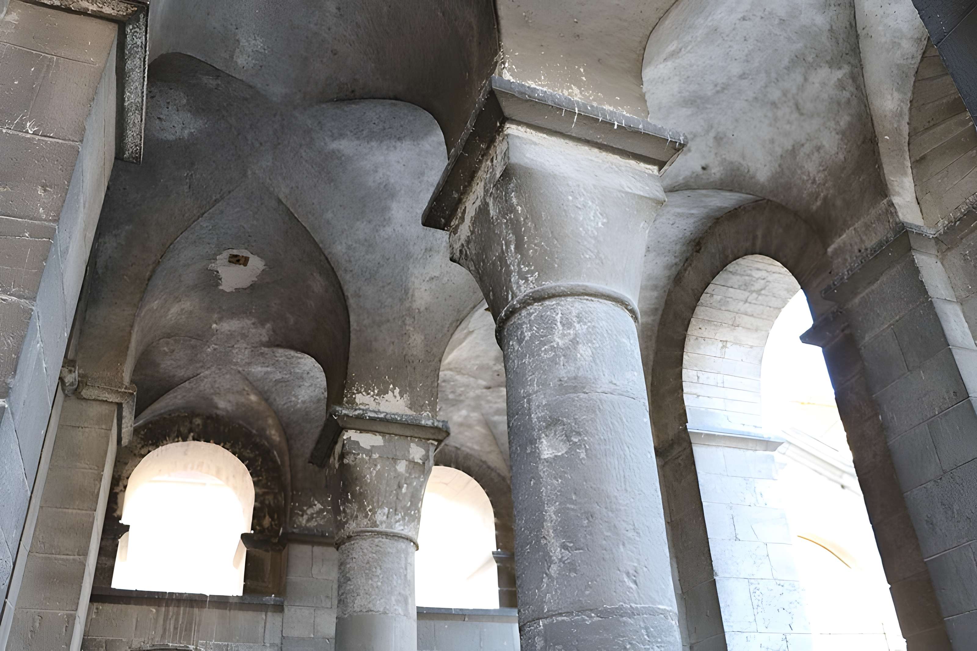 Église Saint-Léger d'Ébreuil