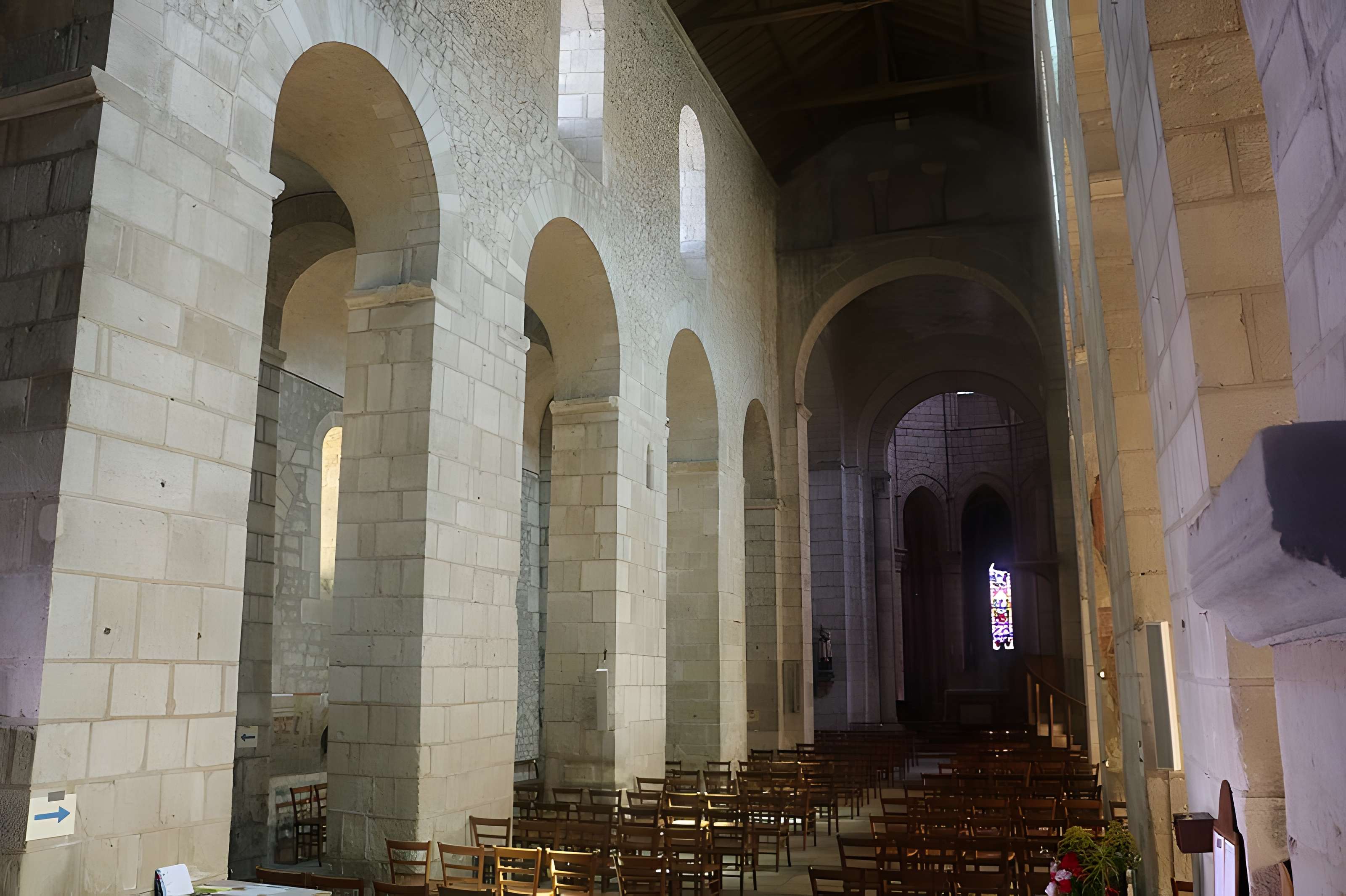 Église Saint-Léger d'Ébreuil