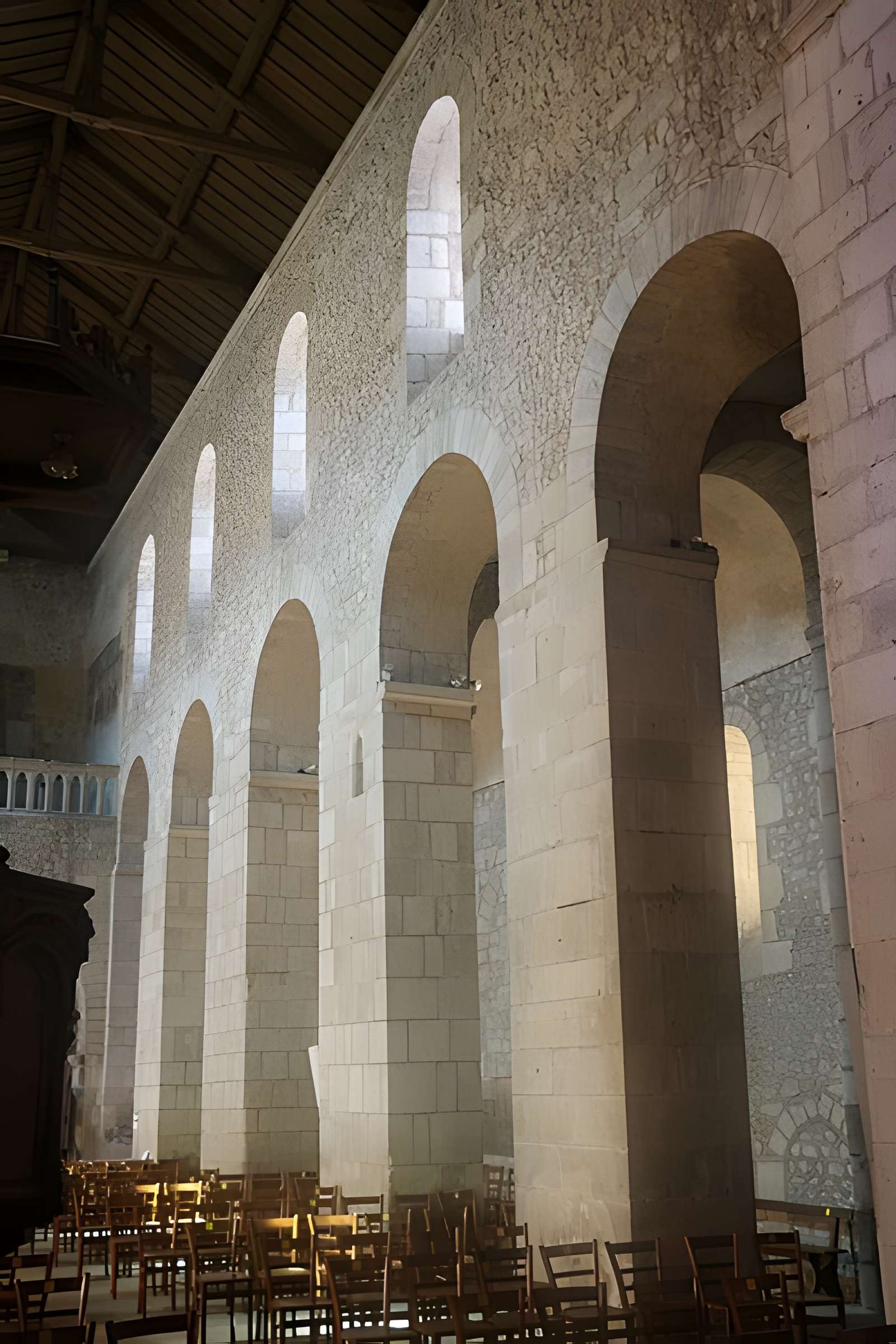 Église Saint-Léger d'Ébreuil