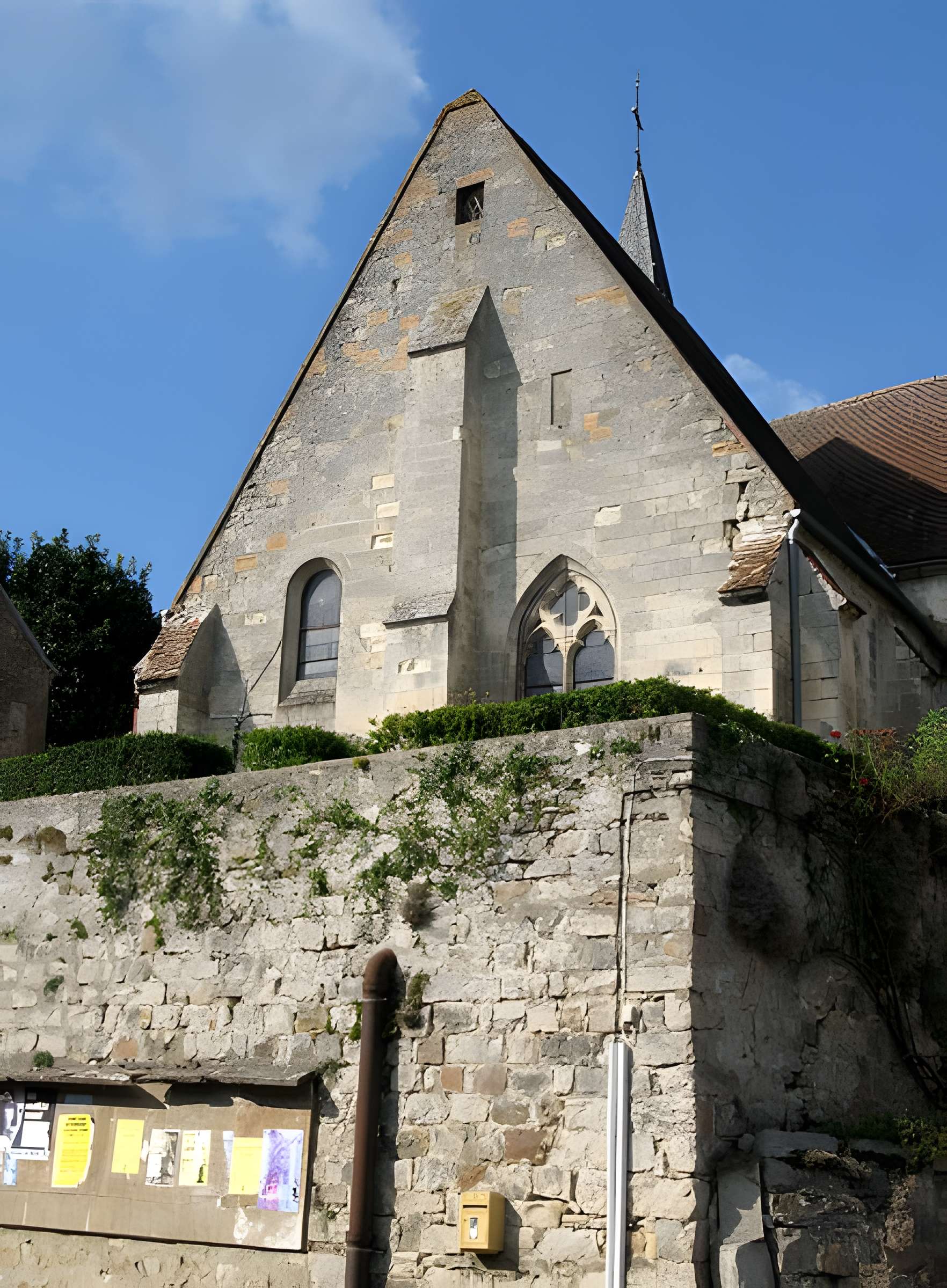 Église Saint-Leu de Dampleux 