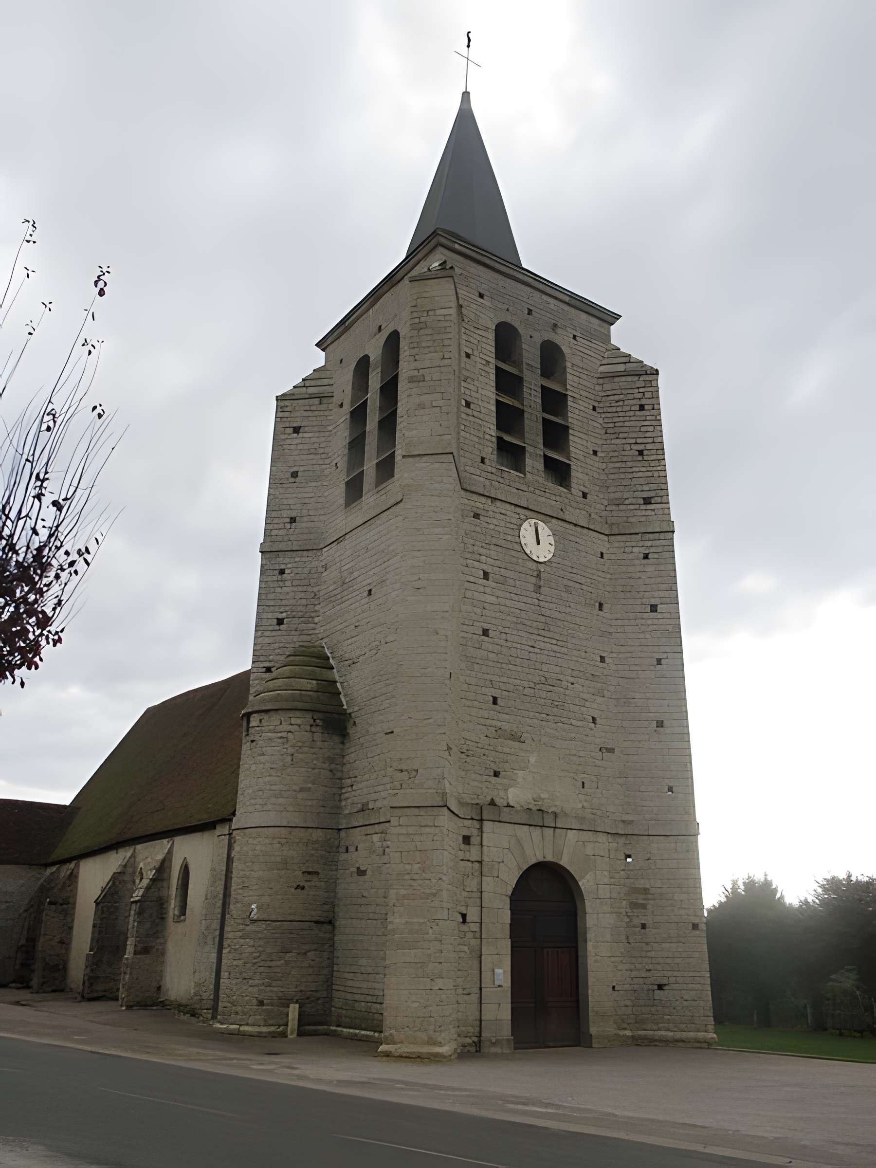 Église Saint-Louis de Chaumot 
