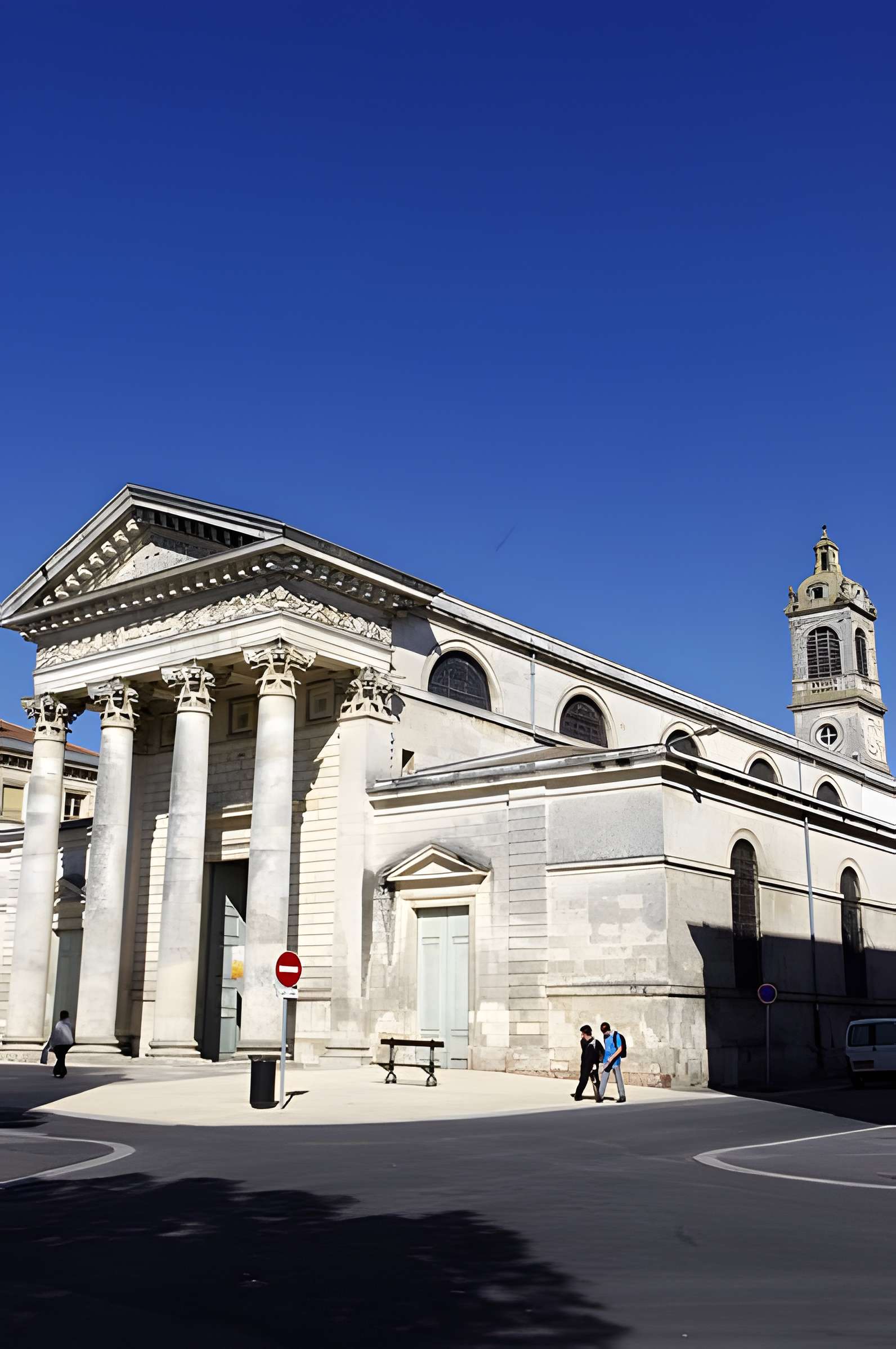 Église Saint-Louis de Rochefort