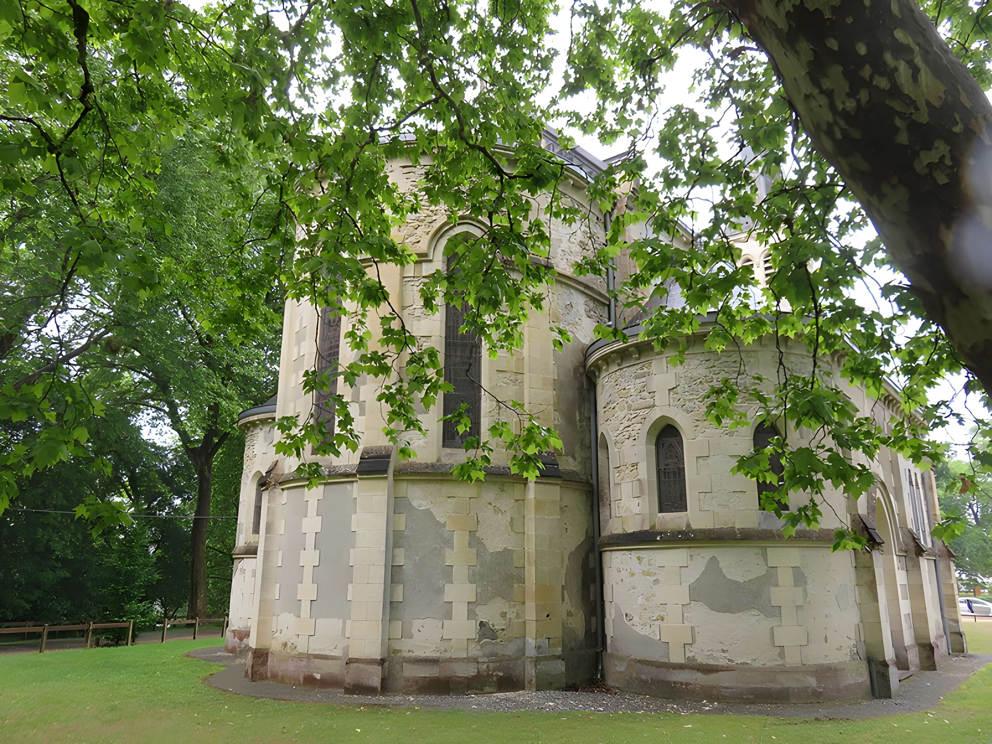 Église Saint-Louis d'Uza