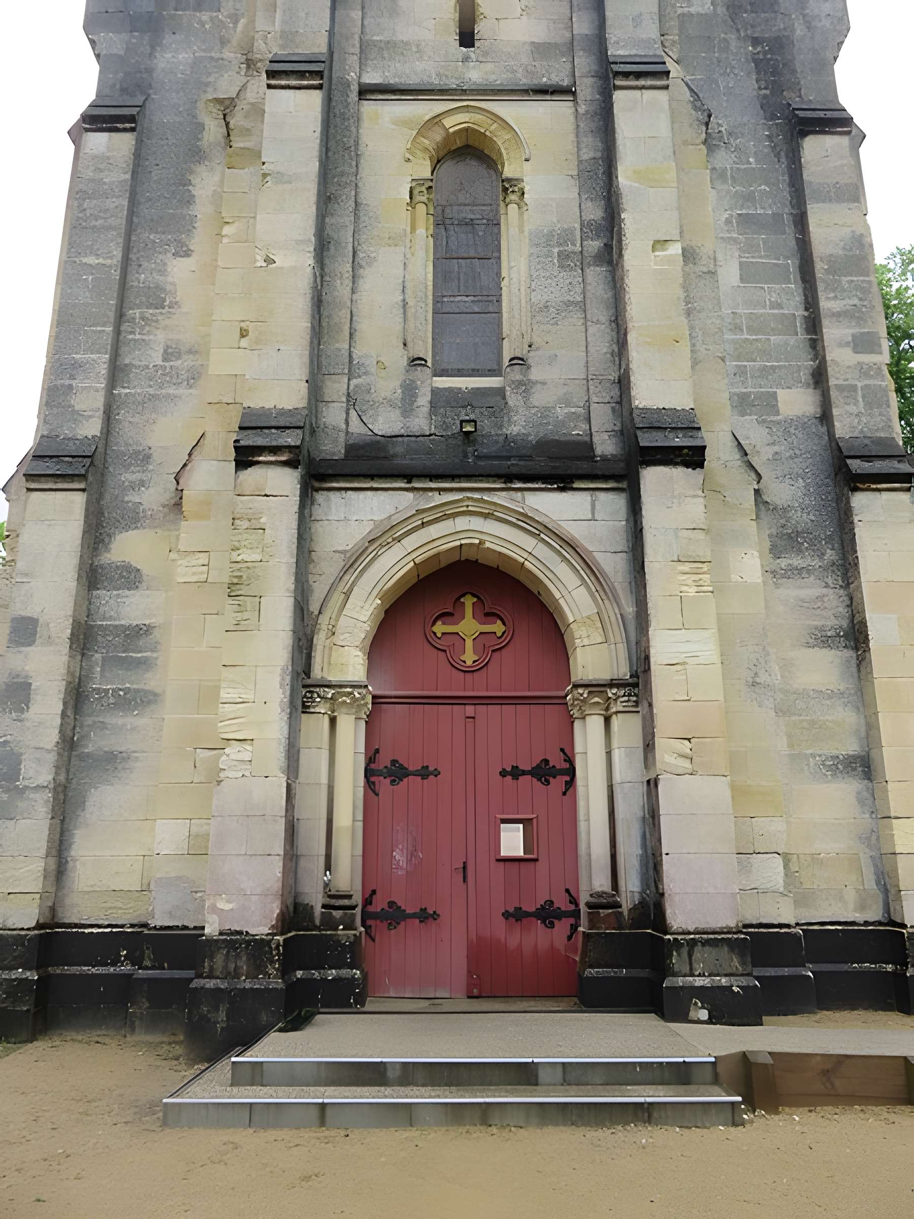 Église Saint-Louis d'Uza