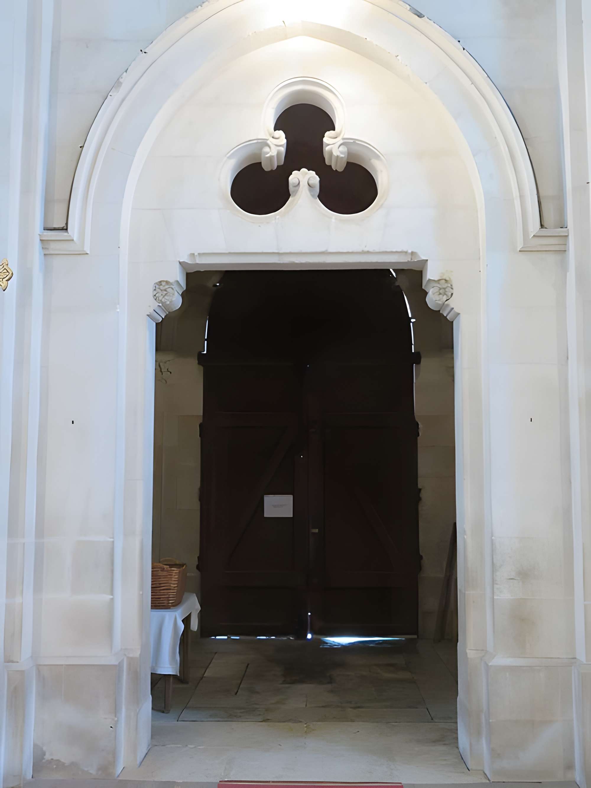 Église Saint-Louis d'Uza