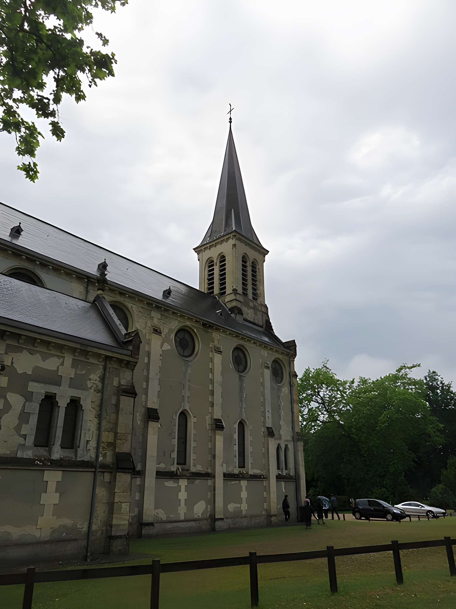 Église Saint-Louis d'Uza