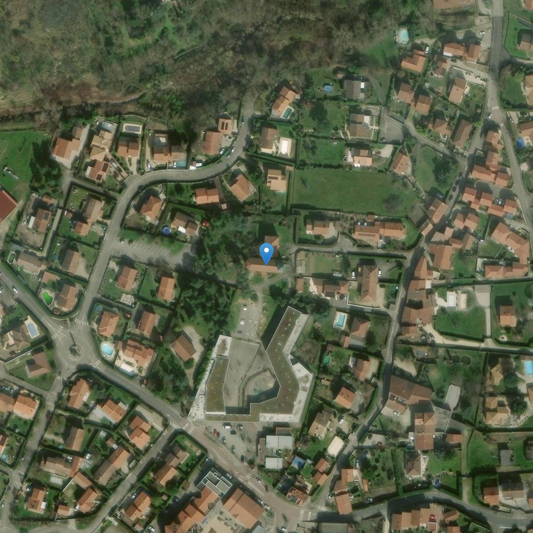 Photo de 聖アンドリュー・オブ・スージー教会