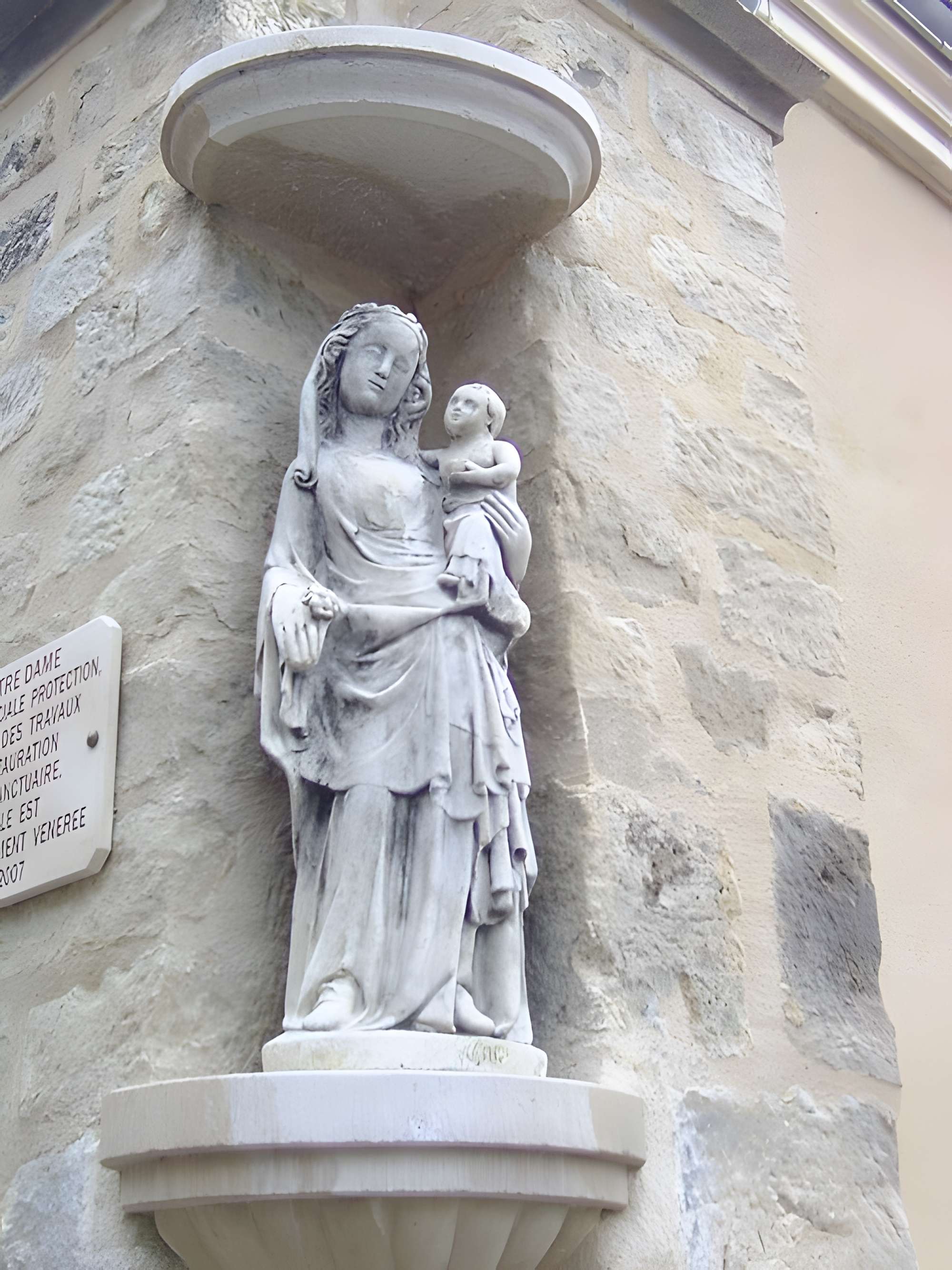 Église Saint-Loup de Cézy