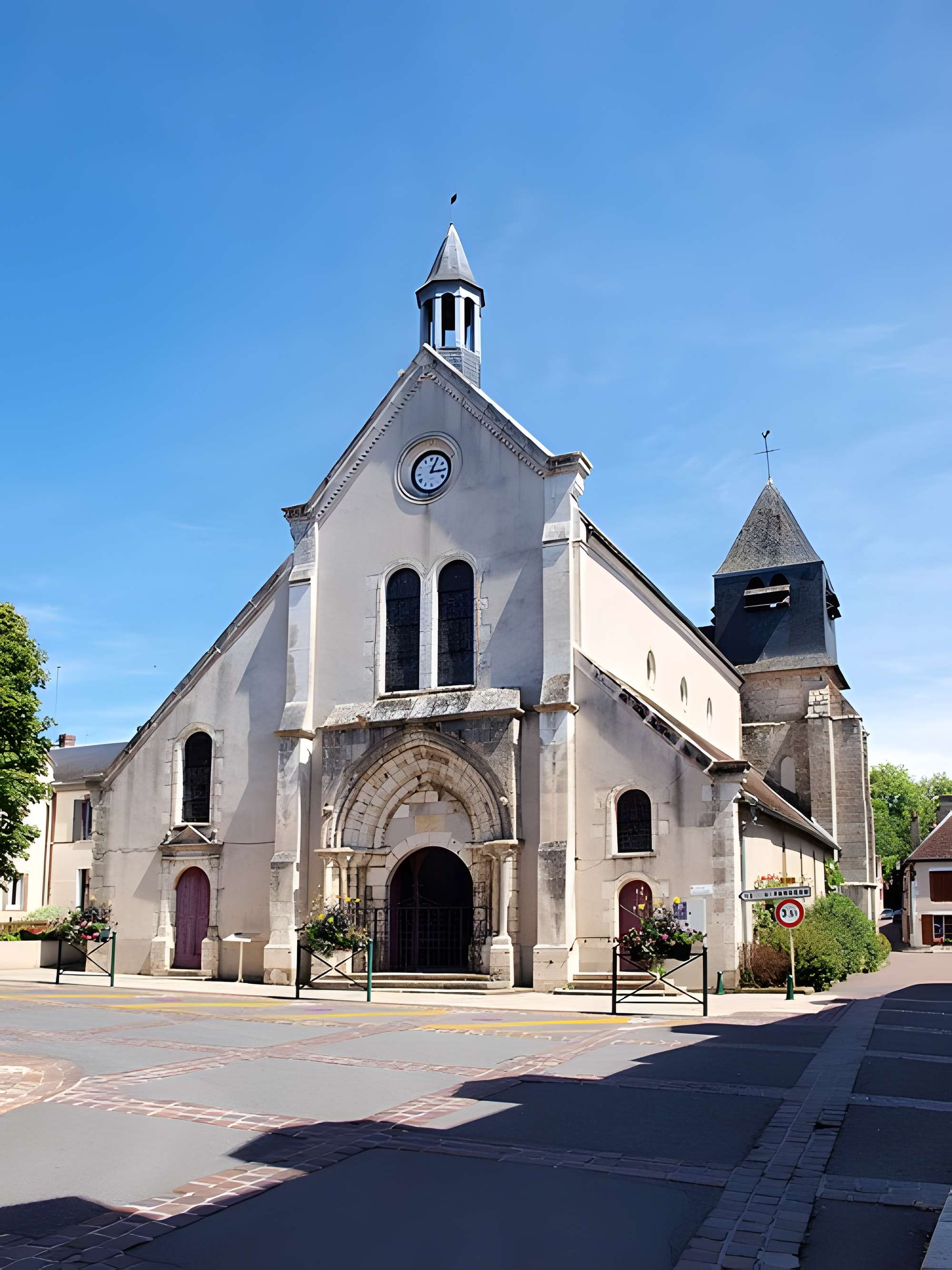 Église Saint-Loup-de-Troyes de Bléneau