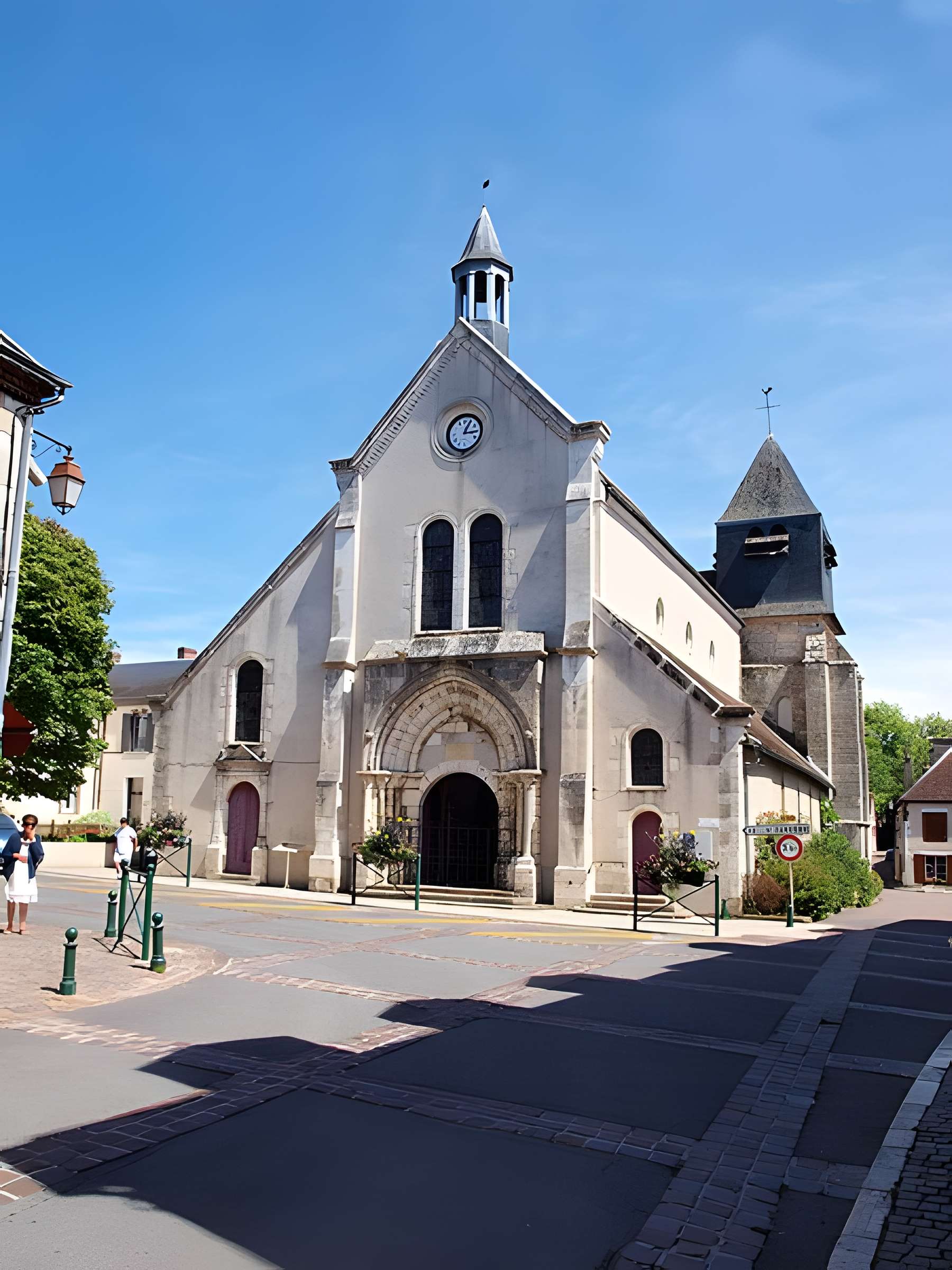 Église Saint-Loup-de-Troyes de Bléneau