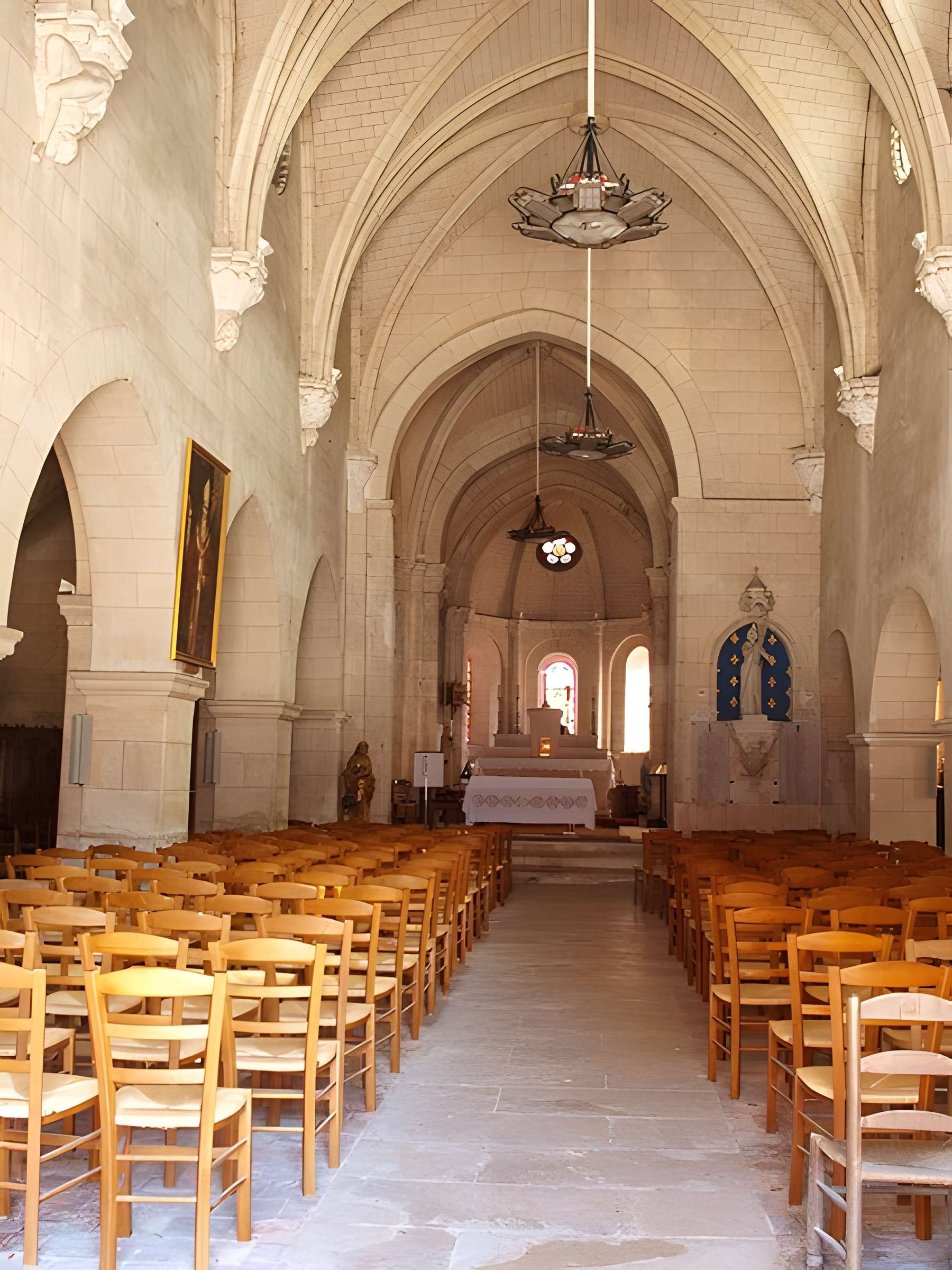 Église Saint-Loup-de-Troyes de Bléneau