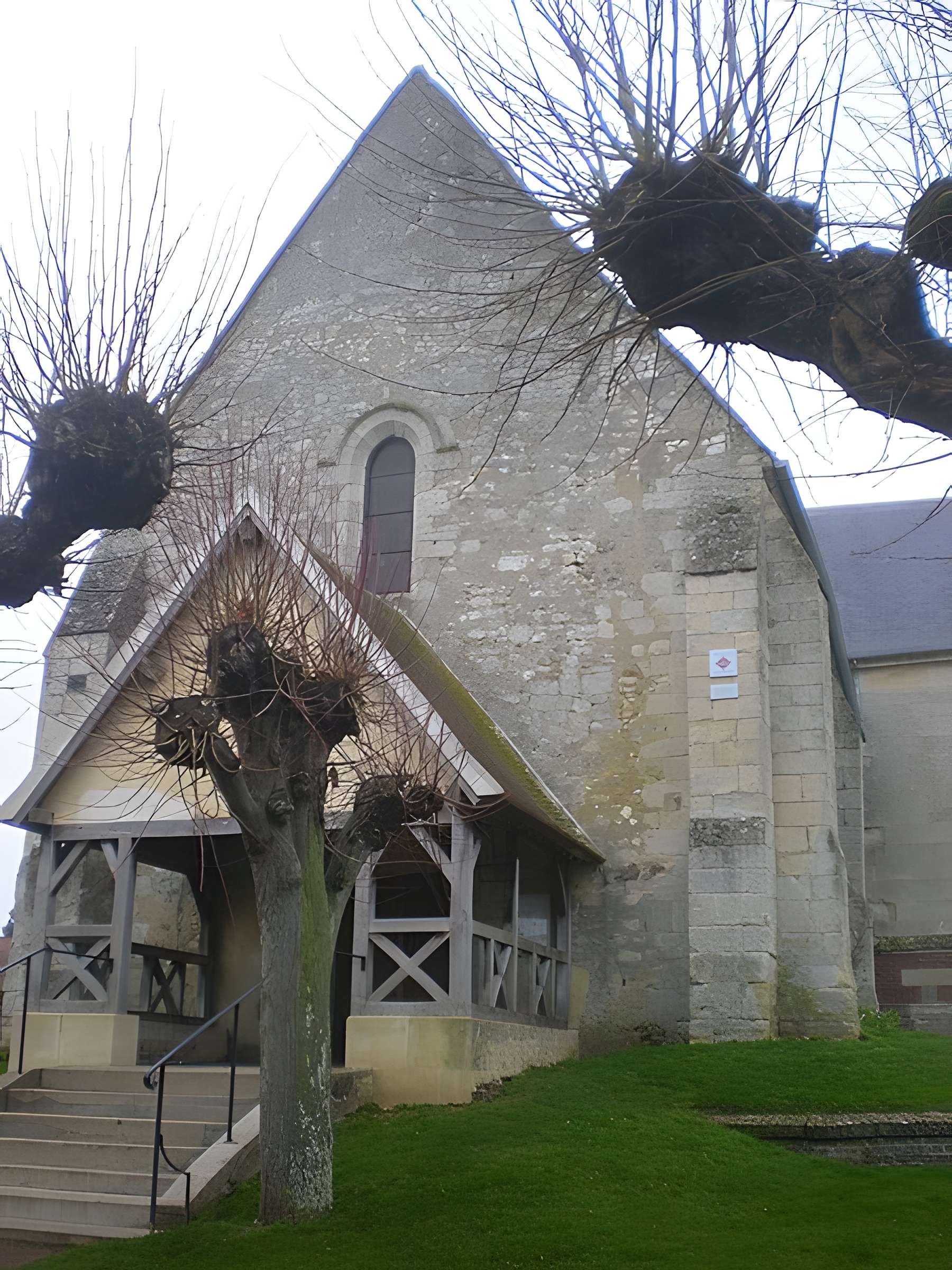 Église Saint-Lucien de Litz