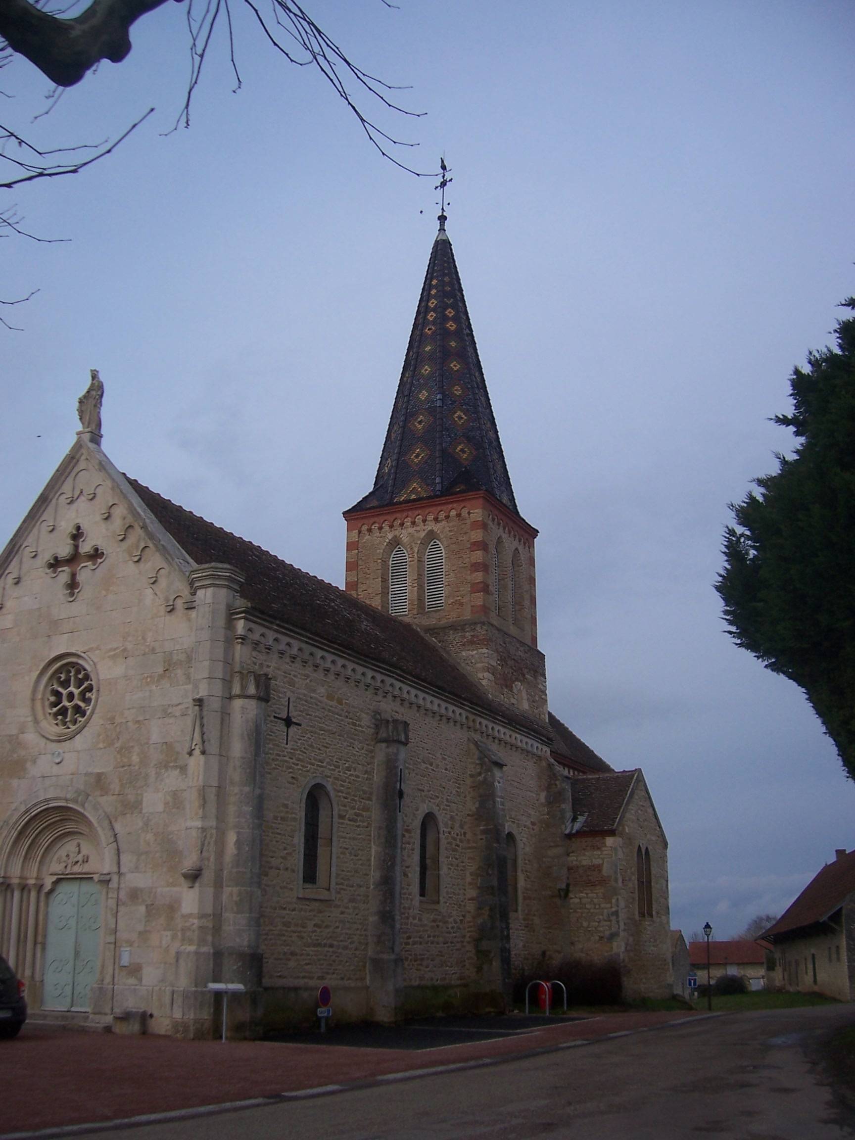 Photo de Kirche Saint Martin von Alleriot