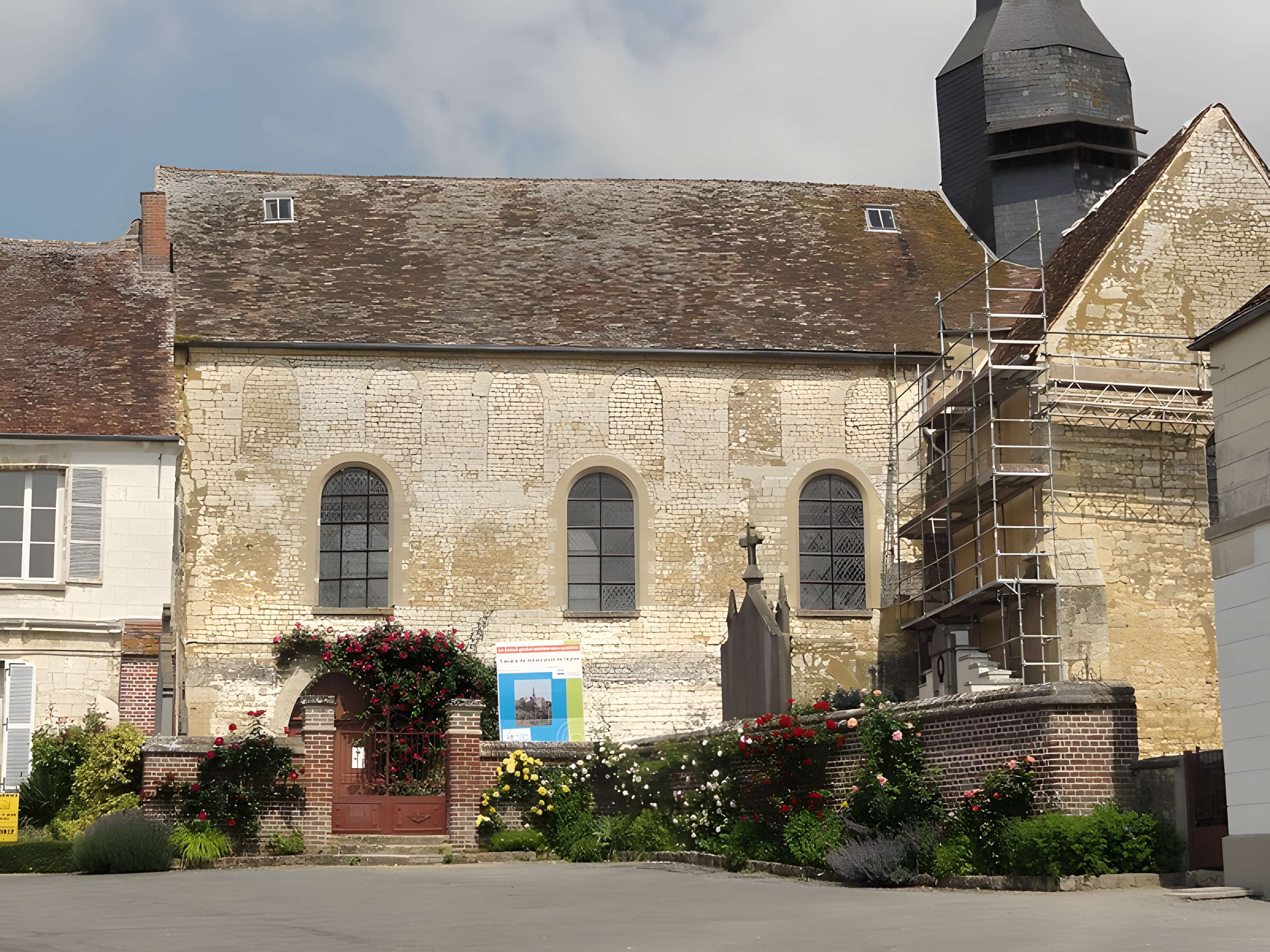 Église Saint-Lucien de Montmille
