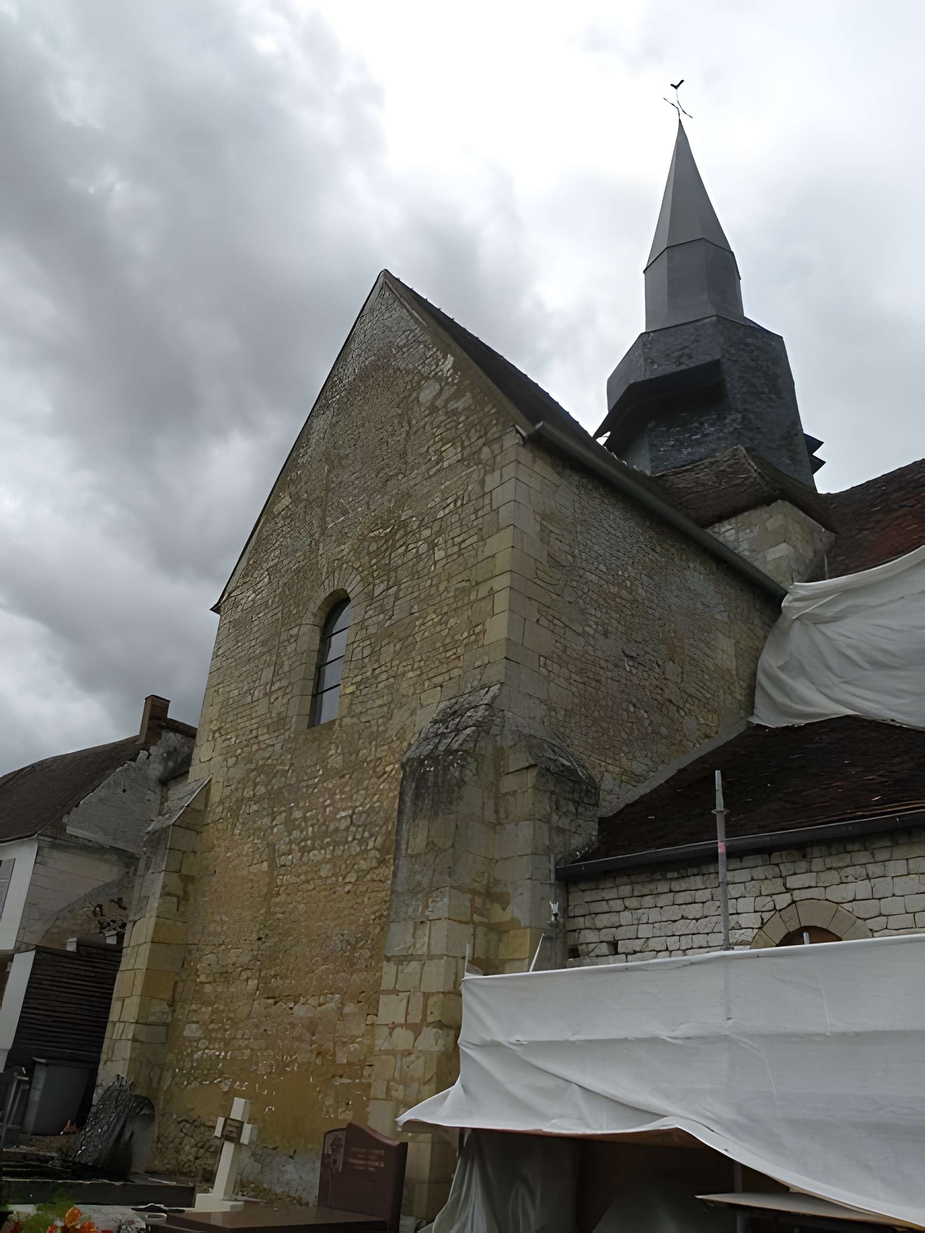 Église Saint-Lucien de Montmille
