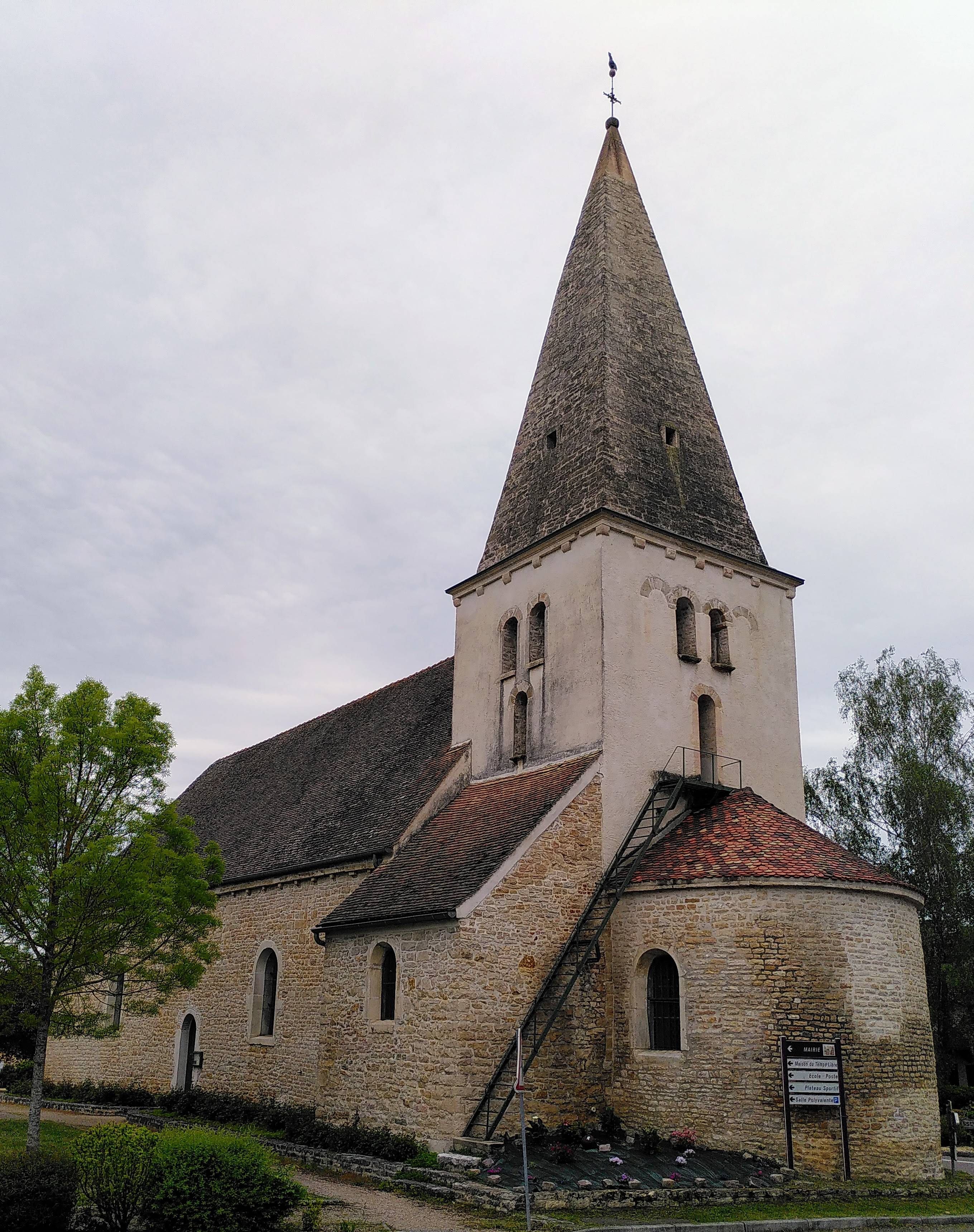 Photo de St. Pierre de Baudrières Kirche