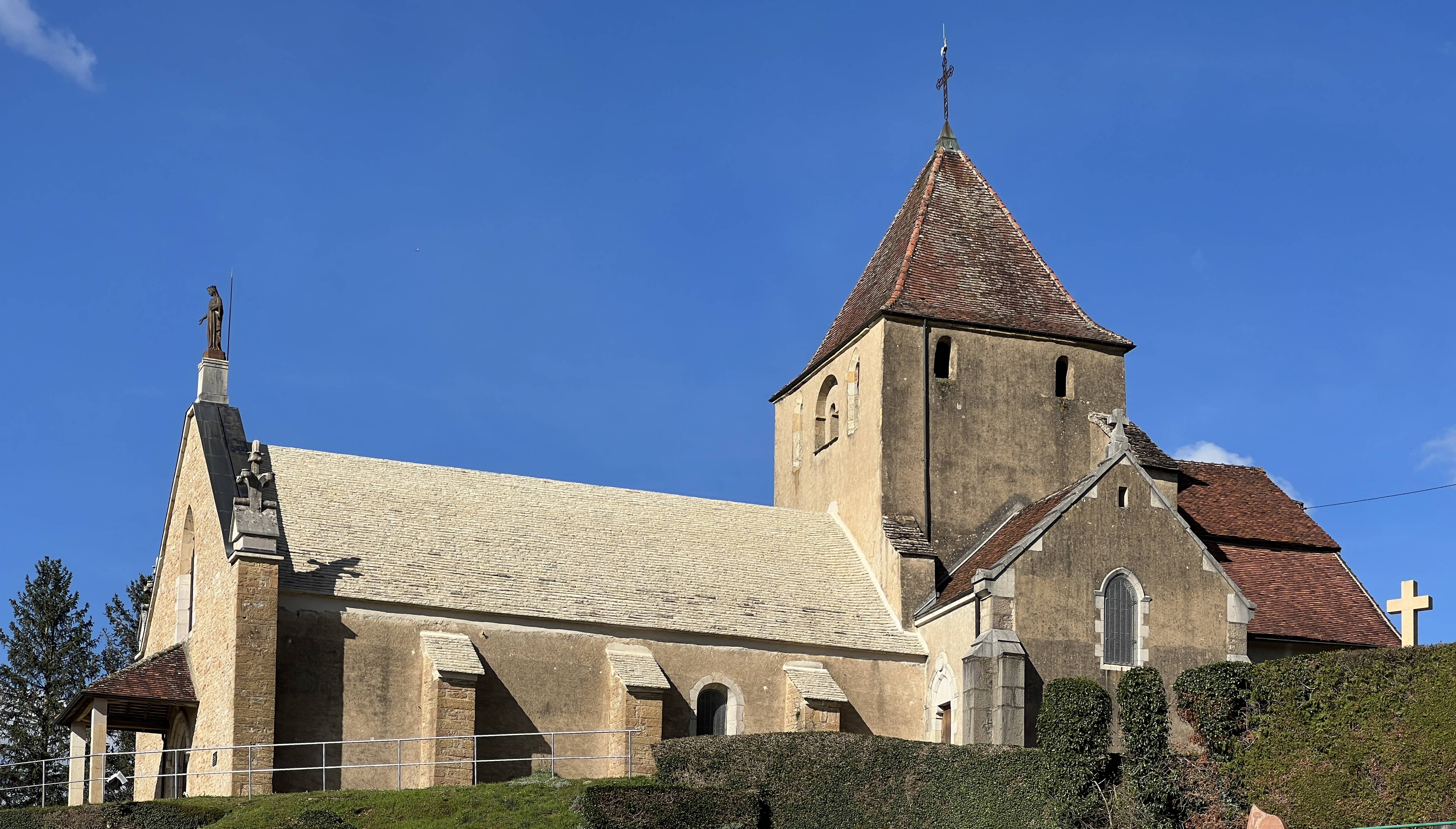 Photo de Kirche Saint-Martial de Champagnat