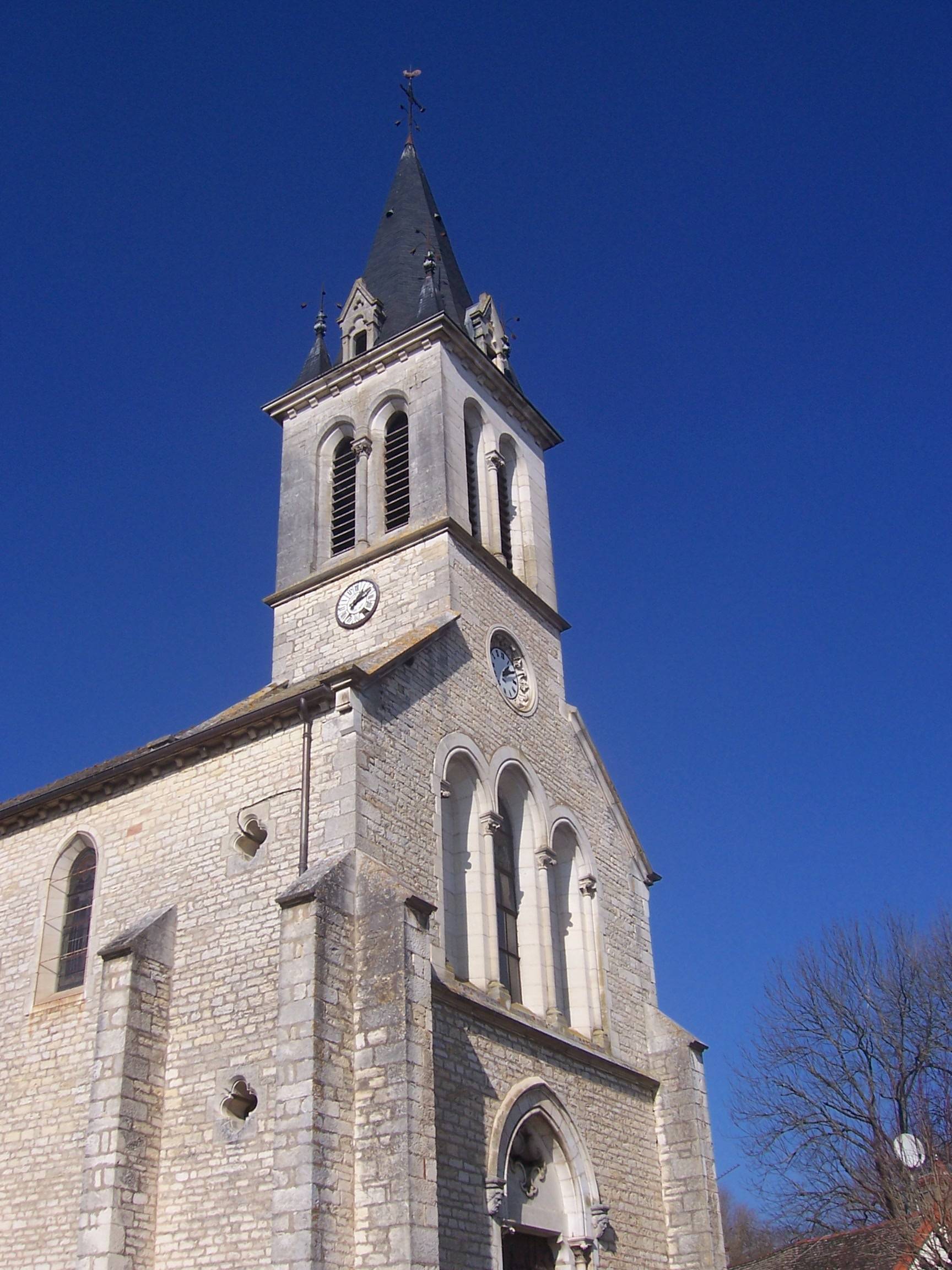 Photo de Église Saint-Bénigne de Dracy-le-Fort