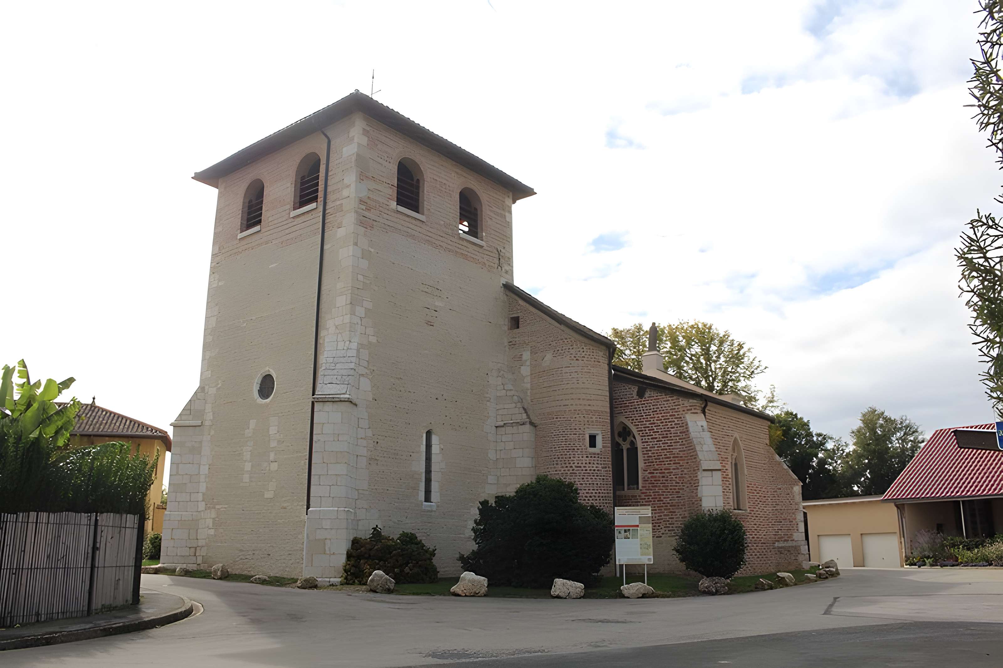 Église Saint-Marcel de Bouligneux