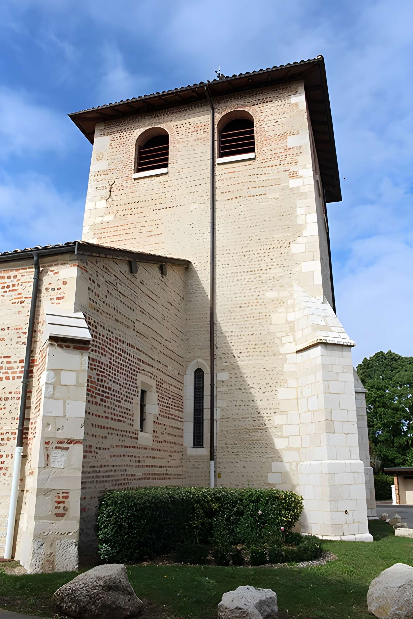 Église Saint-Marcel de Bouligneux